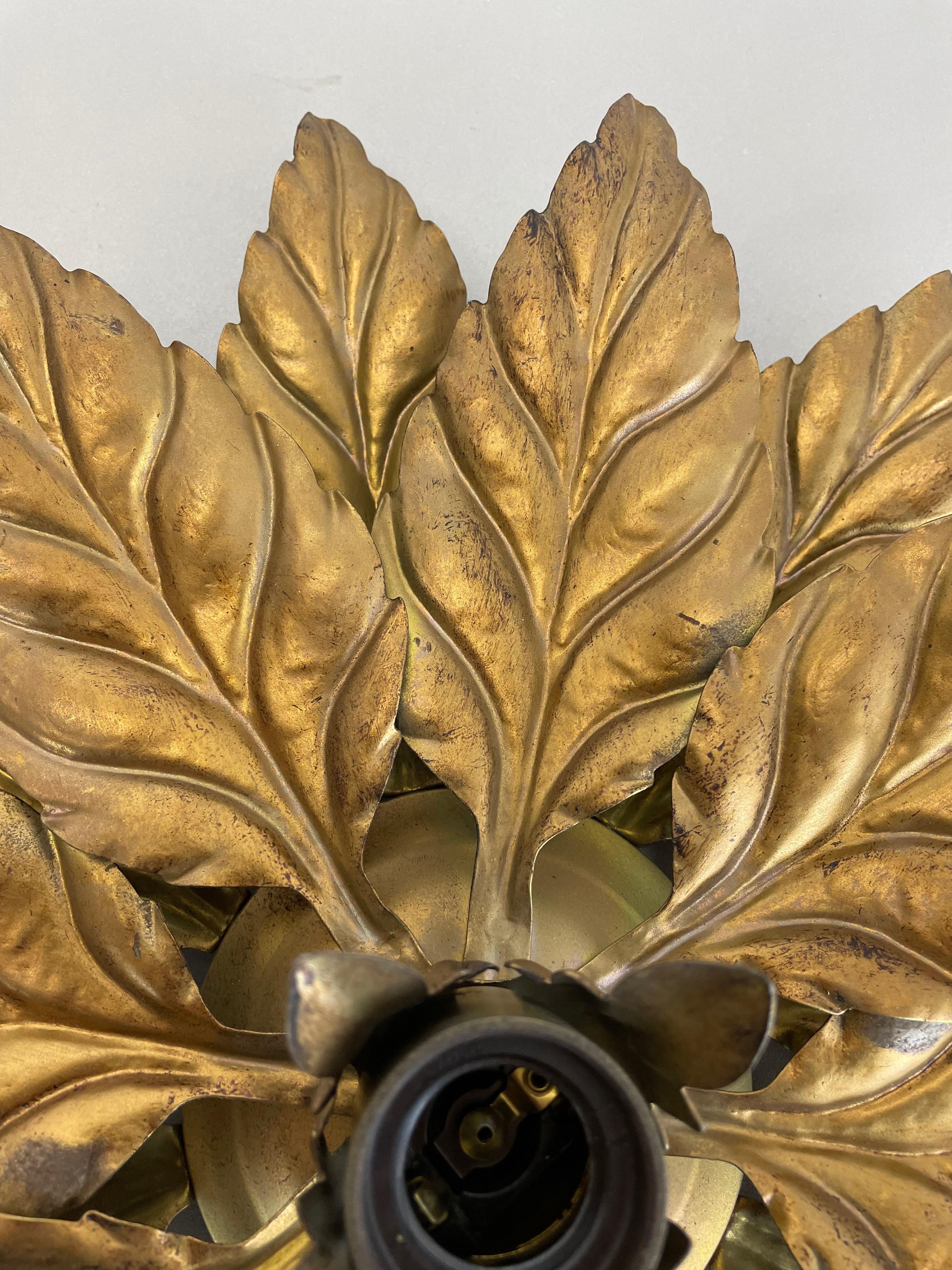 Hans Kögl Golden Florentiner Leaf Appliques lumineuses pour plafond, Italie, 1970 no 1 en vente 10