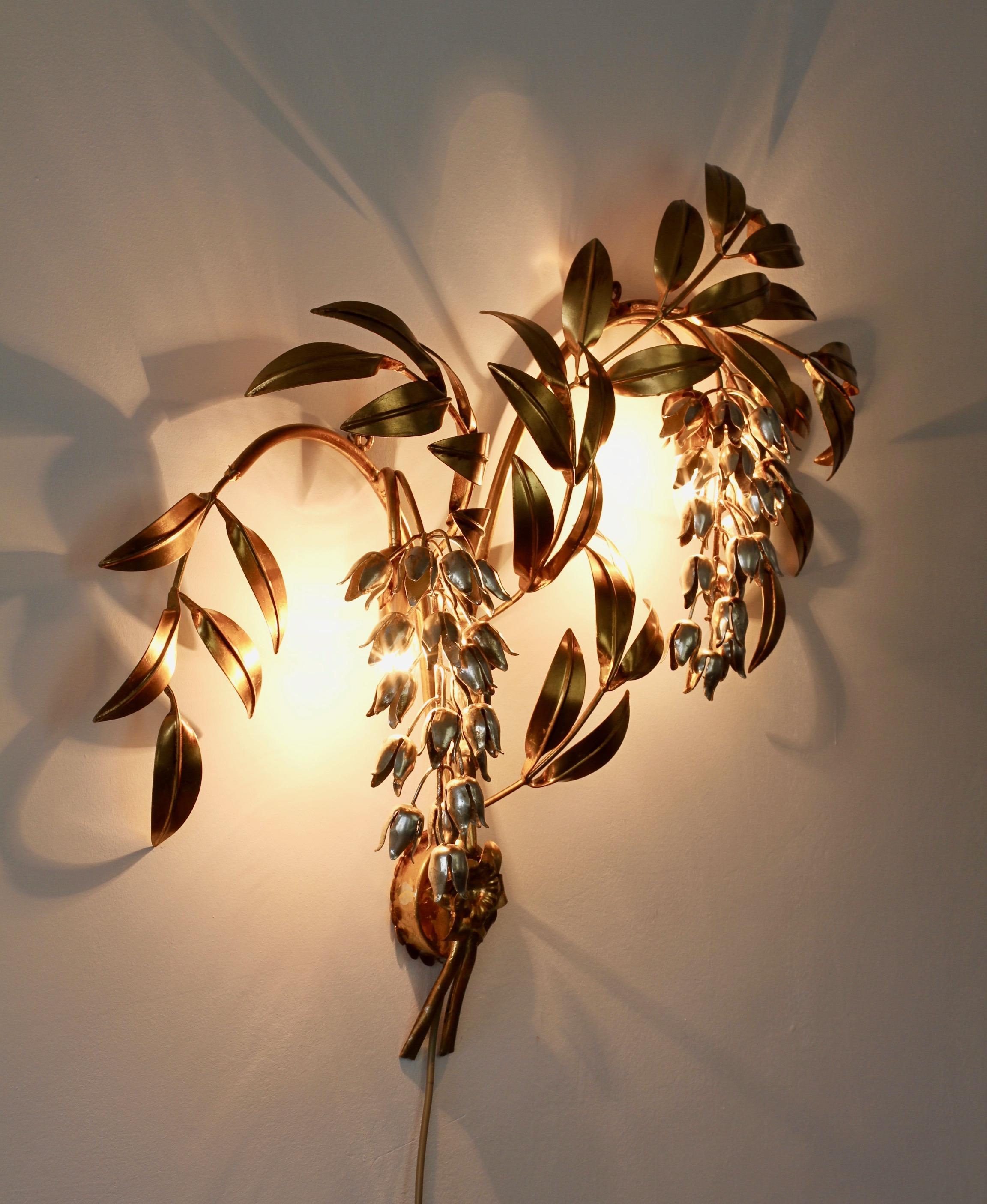 Hans Kögl Italian Pioggia d'Oro Ornate Gilt Vintage Wall Light, Lamp or Sconce For Sale 2