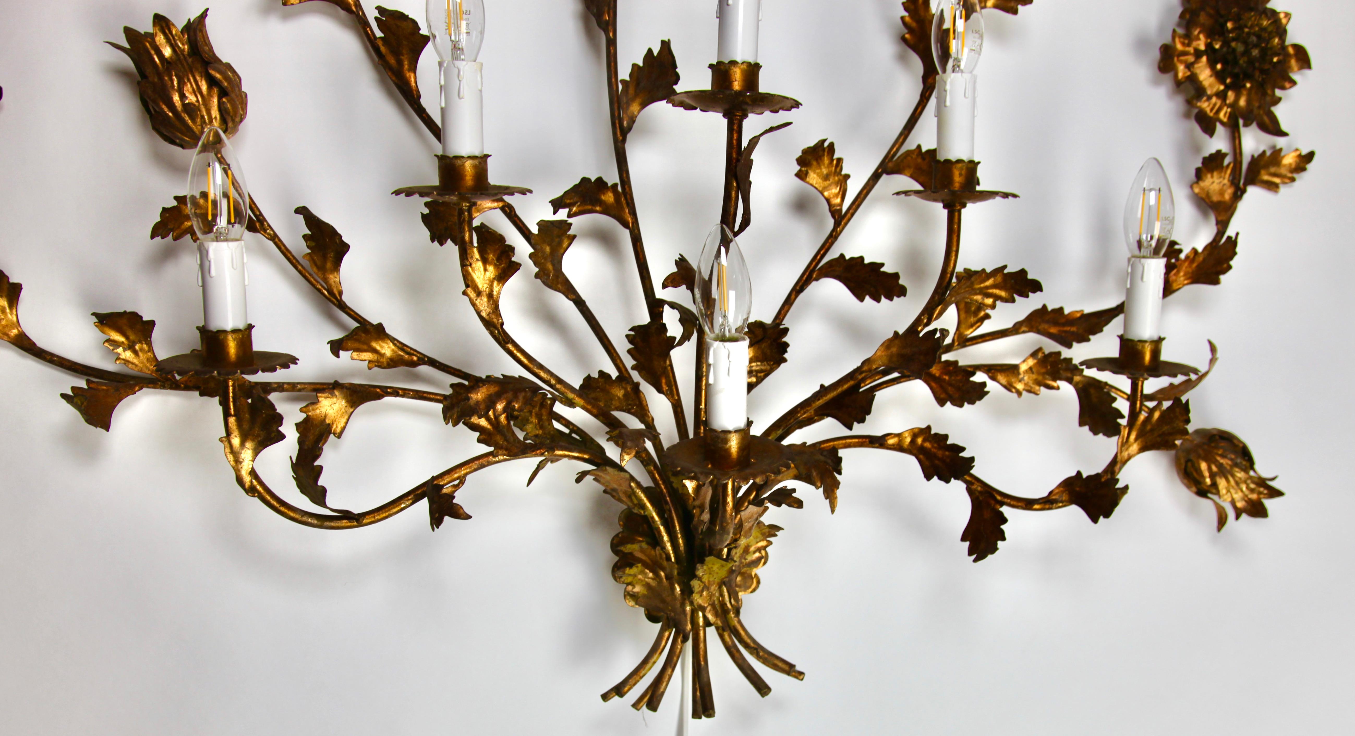 Hans Kögl Large Gilded Brass Flowers and Floral Leafs Wall Mound Lamp 9