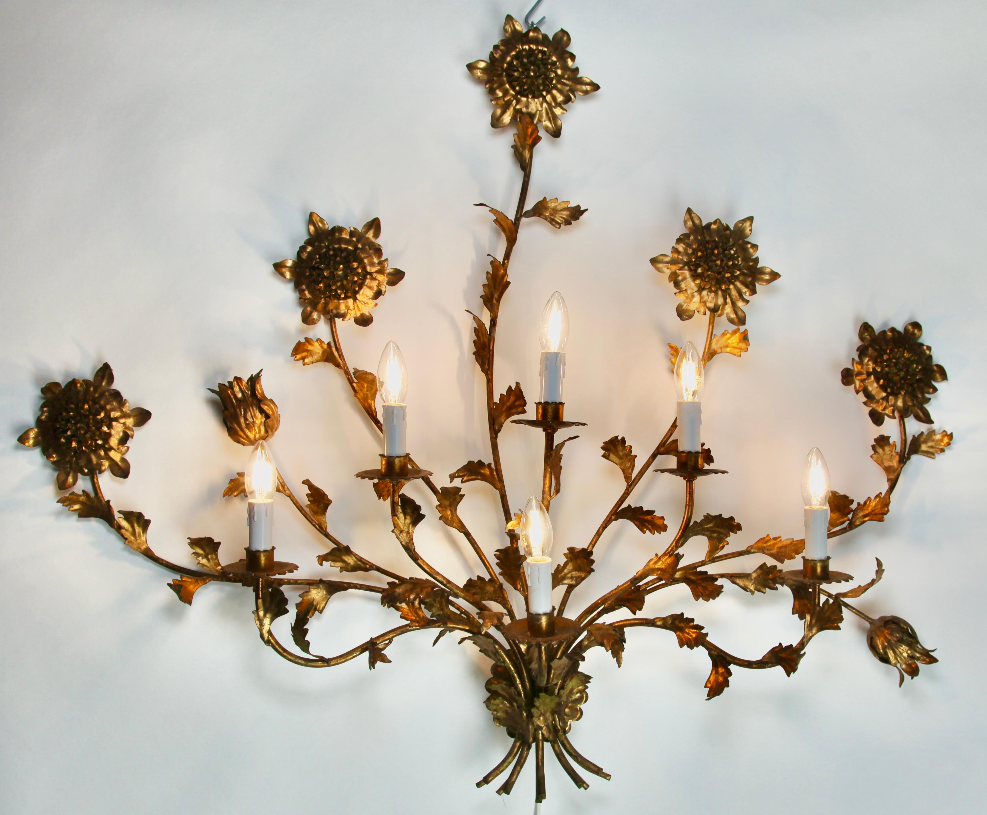 Hans Kögl Large Gilded Brass Flowers and Floral Leafs Wall Mound Lamp 2