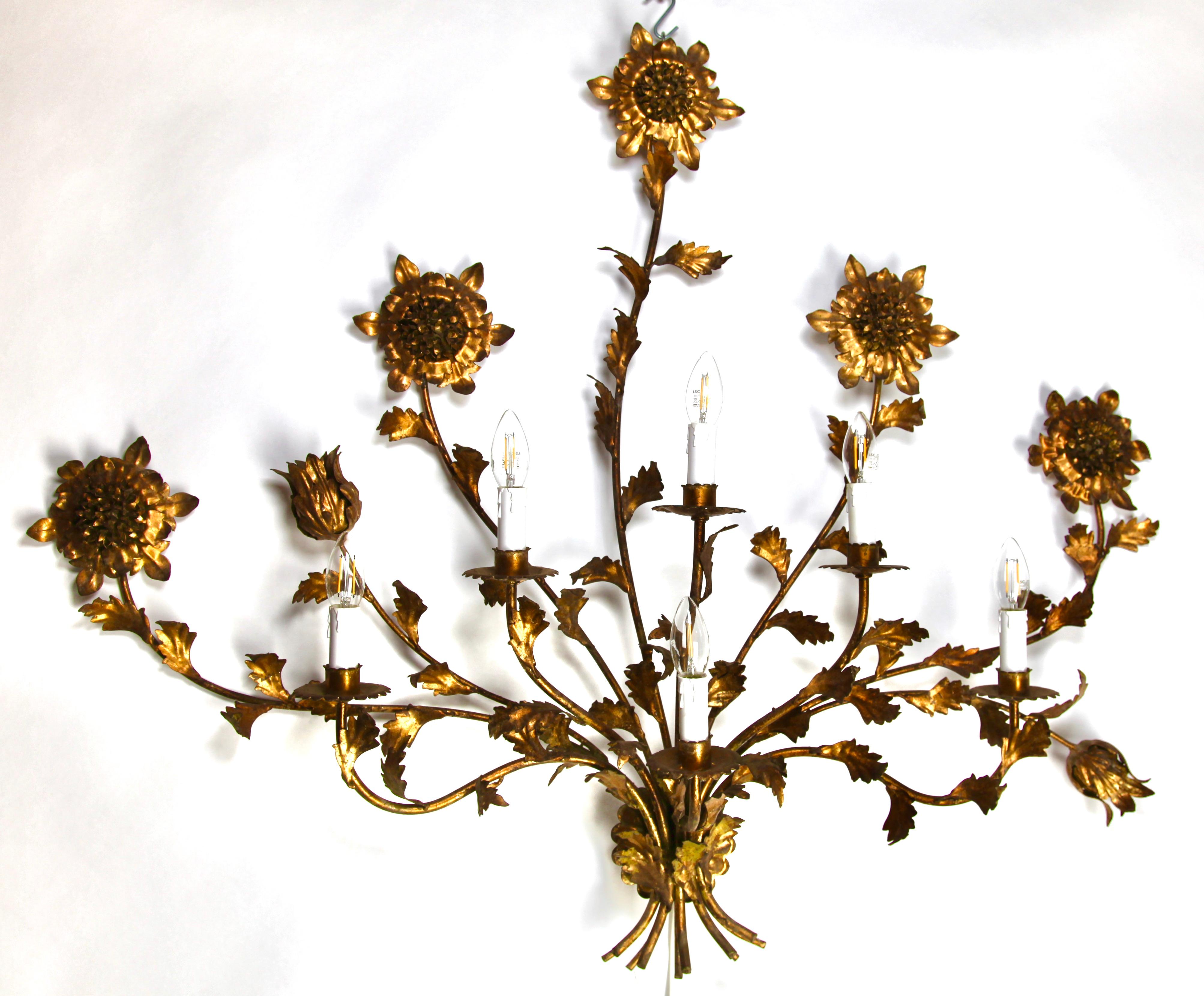 Hans Kögl Large Gilded Brass Flowers and Floral Leafs Wall Mound Lamp 3