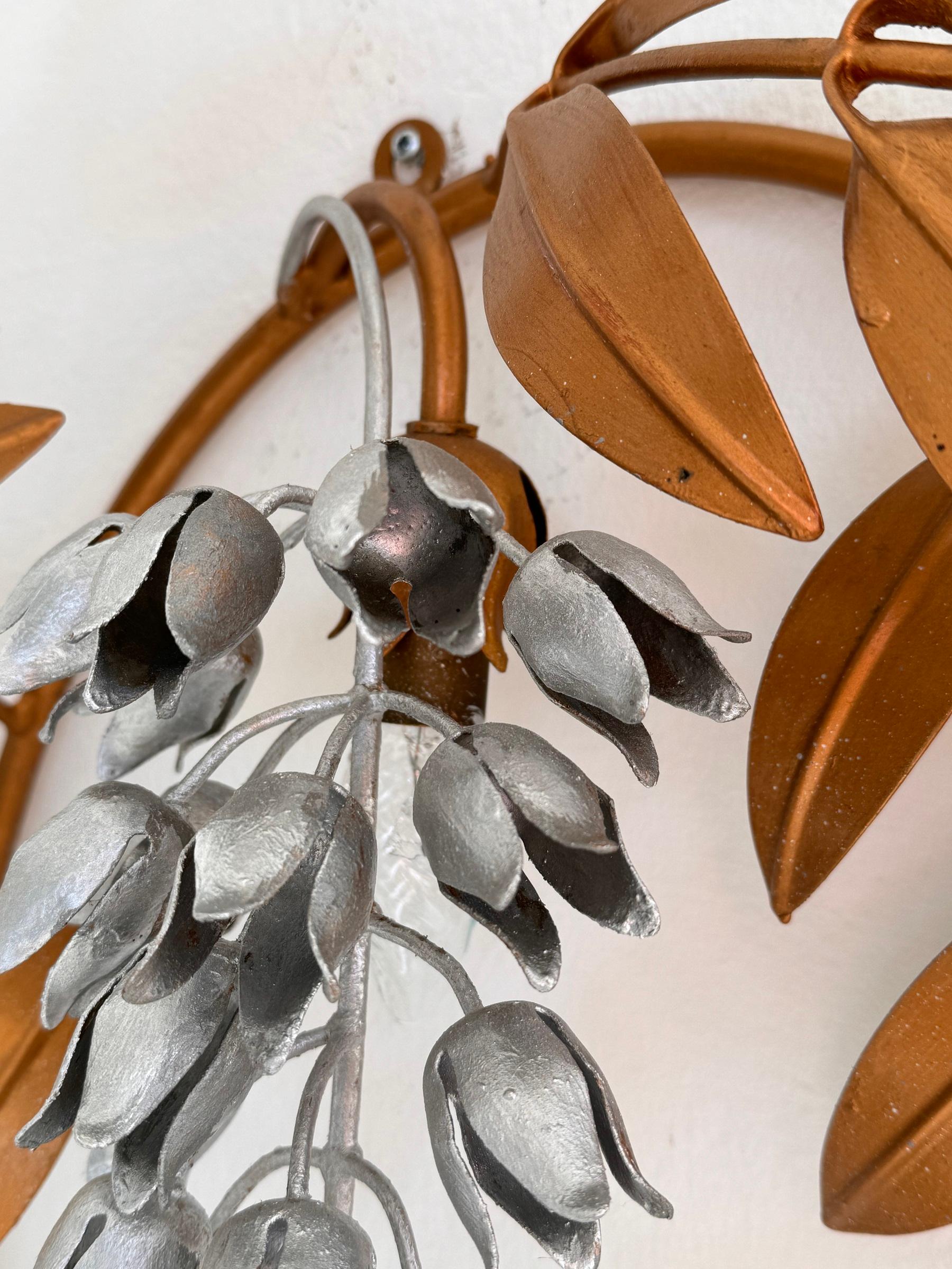 Hans Kögl Large Mid-century Wisteria Gilt 'Golden Rain' Metal Wall Sconce For Sale 4