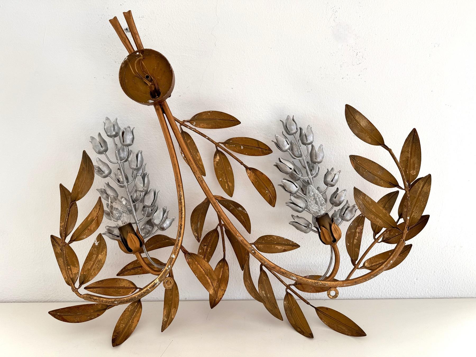 Hans Kögl Large Mid-century Wisteria Gilt 'Golden Rain' Metal Wall Sconce For Sale 9