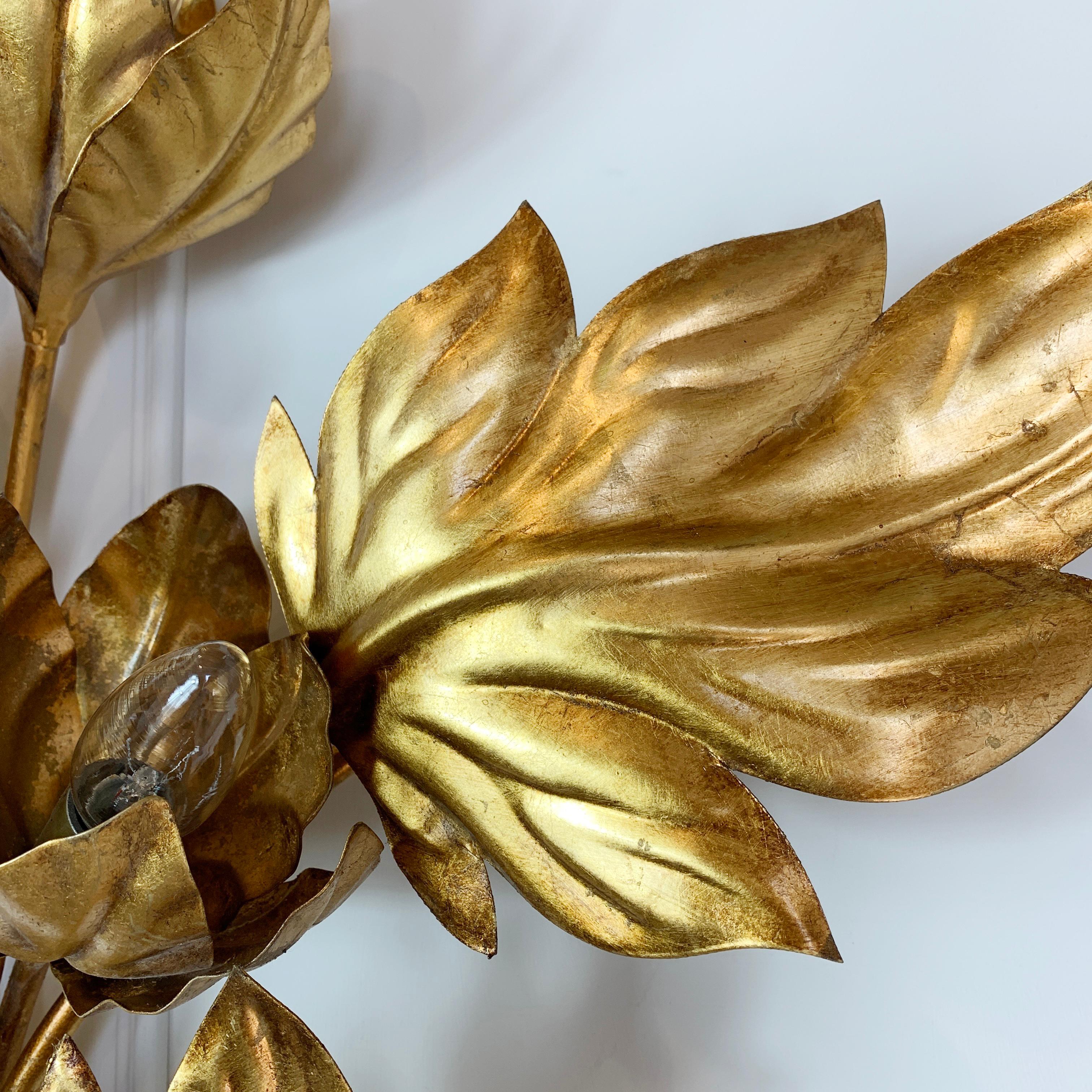 Hans Kögl Leaf Large Gilt Wall Sconce In Good Condition In Hastings, GB
