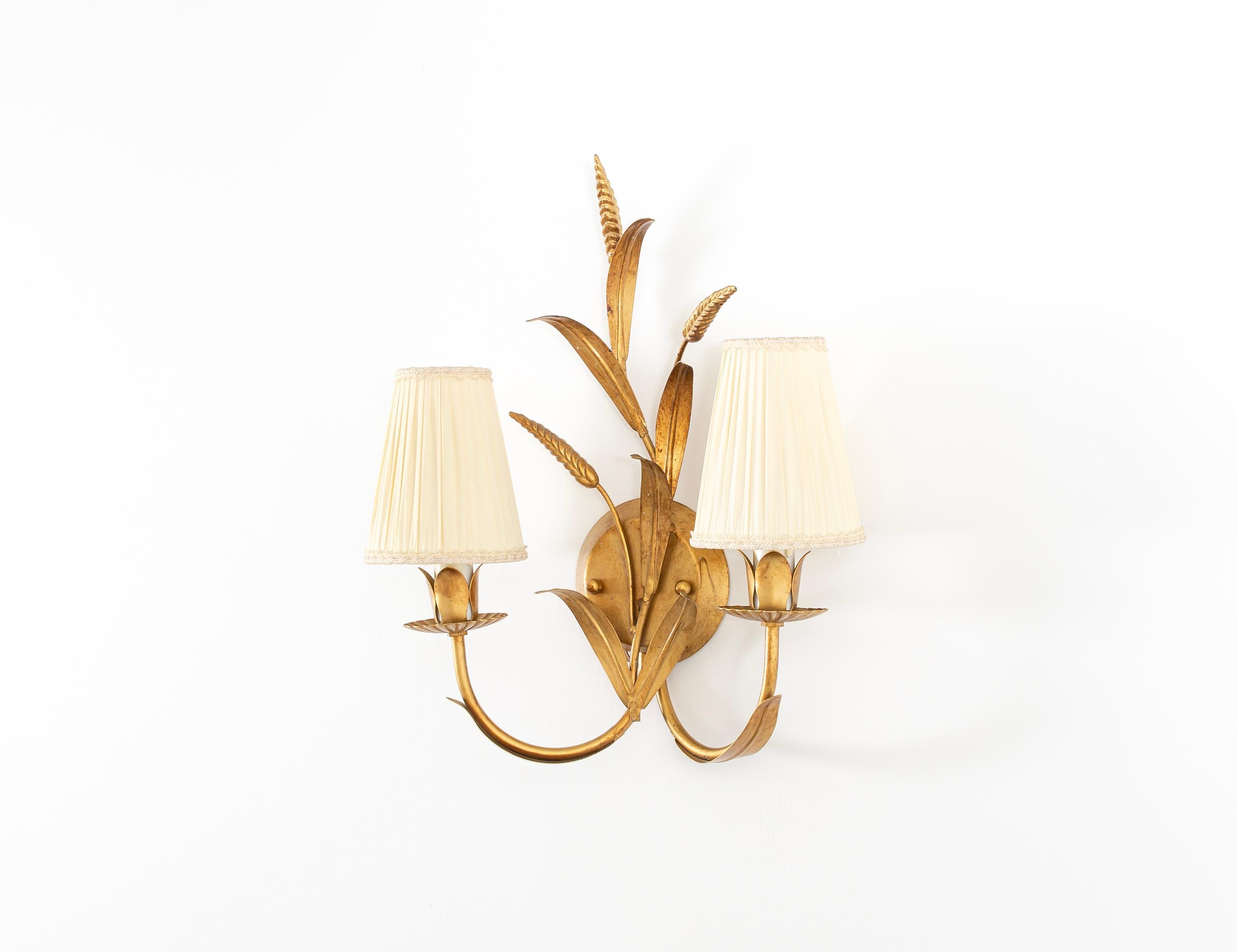 Hans Kögl Regency Gilt Metal Wall Light, Maison Jansen Europeo en venta