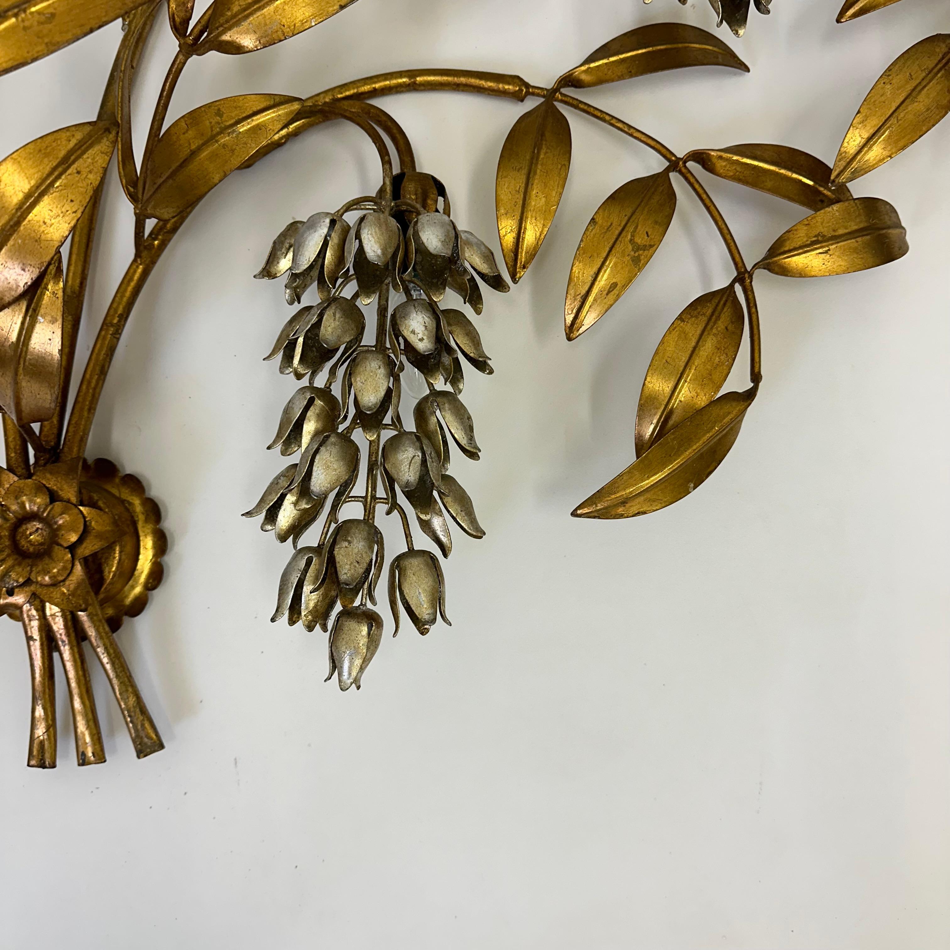 Hans Kögl wisteria aplique metal dorado , años 70 en venta 4
