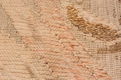 Tapisserie ' Lillies ' de Hans Krondahl. Dimensions : 1,04 m x 1,98 m (3 pieds 5 po. x 6 pieds 6 po.)