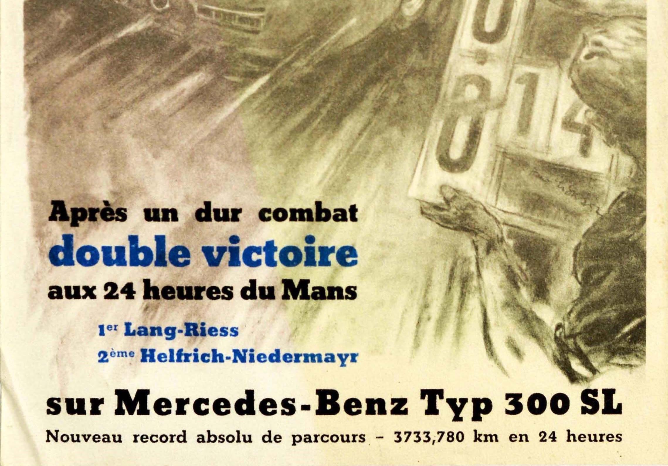 Affiche vintage d'origine Mercedes Benz 300SL victoire 24h Le Mans, record de course de voiture - Beige Print par Hans Liska
