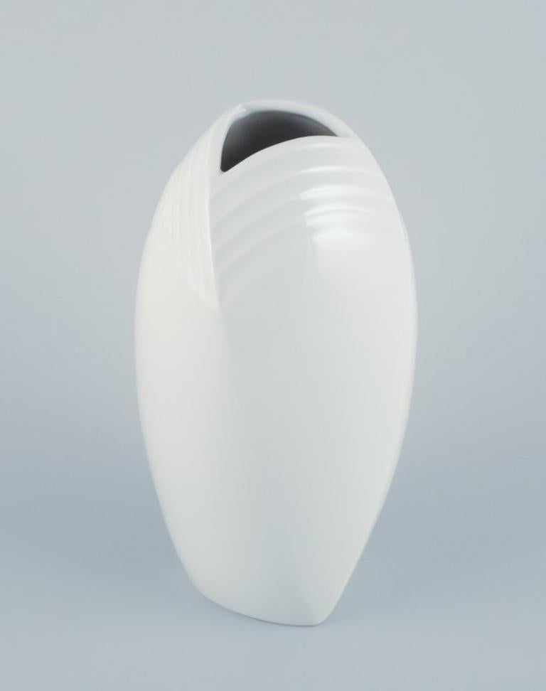 Modern Hans Merz for Meissen, large porcelain vase in a modern design. For Sale
