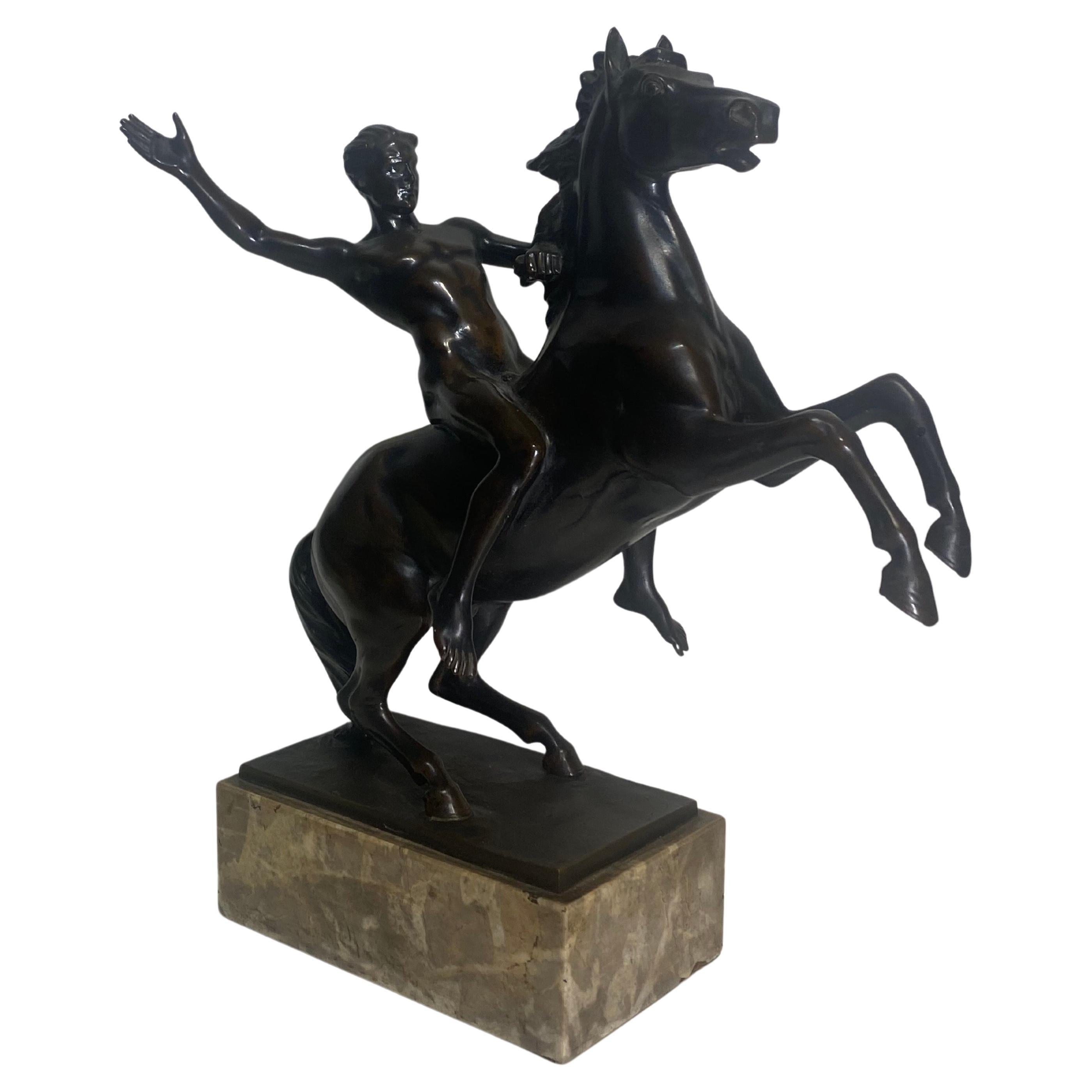 Hans Muller (Autrichien 1873-1937) Sculpture en bronze d'un cheval et d'un cavalier masculin nu  en vente 4