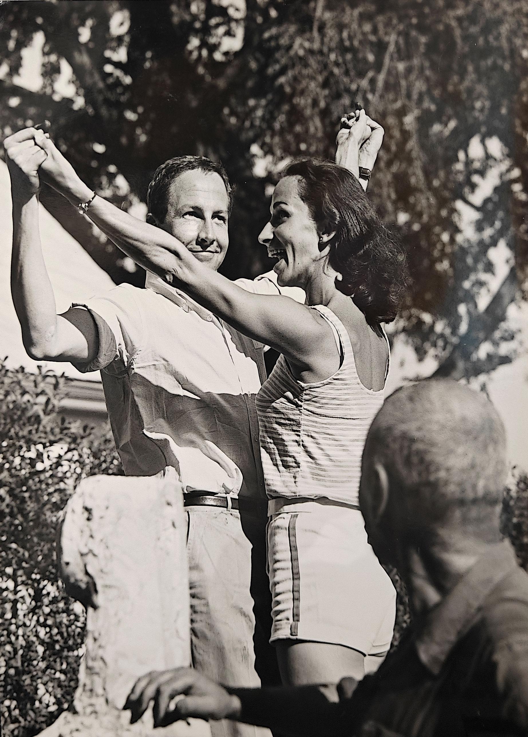 Hans Namuth
Rauschenberg, Carolyn Brown, circa 1960s
Stamped on verso
Photograph
13 3/4 x 10 3/4 inches

Provenance
Estate of Carolyn Brown, New York 2025.


Born in Essen, Germany, Hans Namuth created his initial significant collection of
