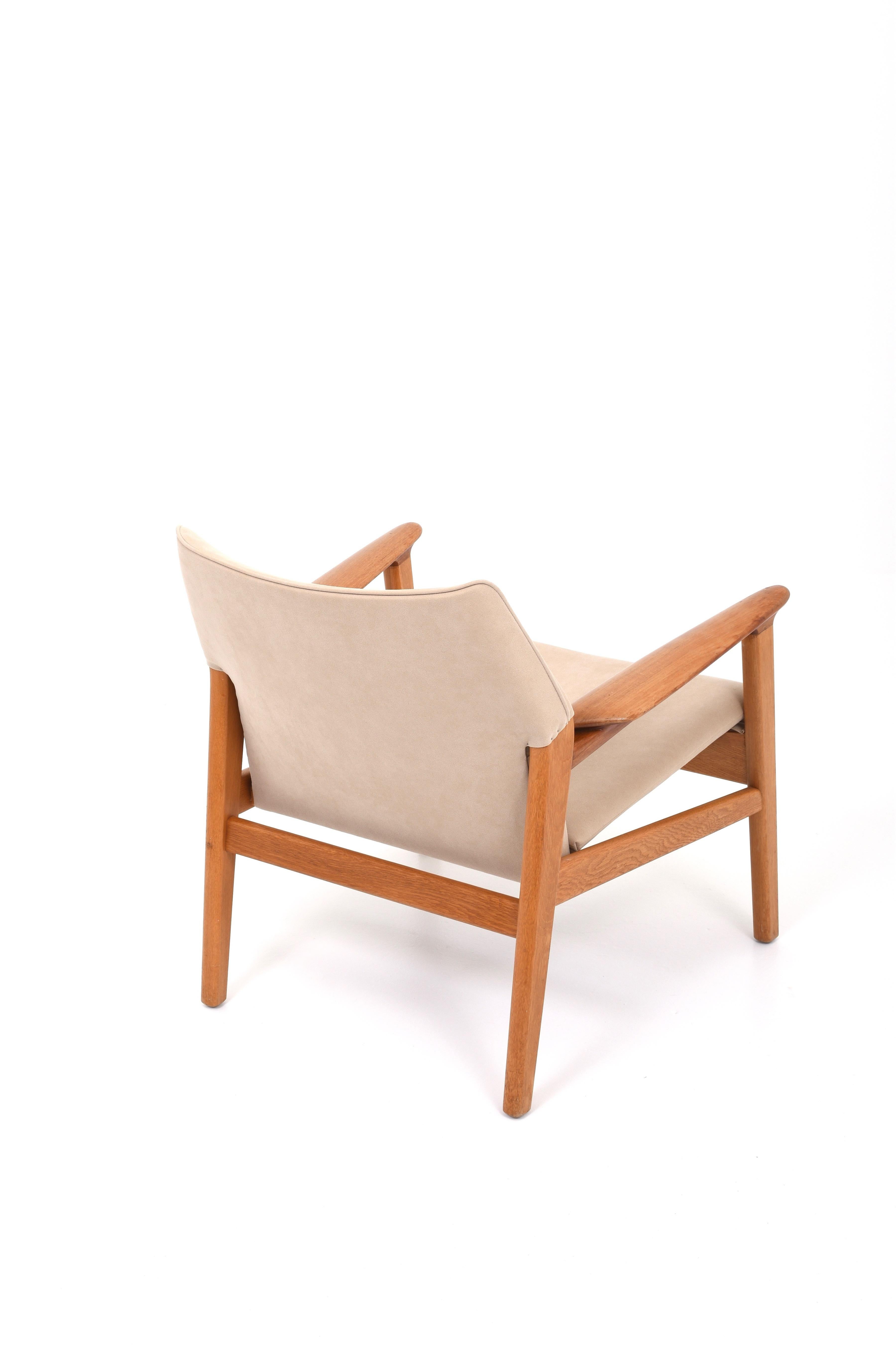 Swedish Hans Olsen ''9015'' Suede Easy Chair for Gärsnäs For Sale