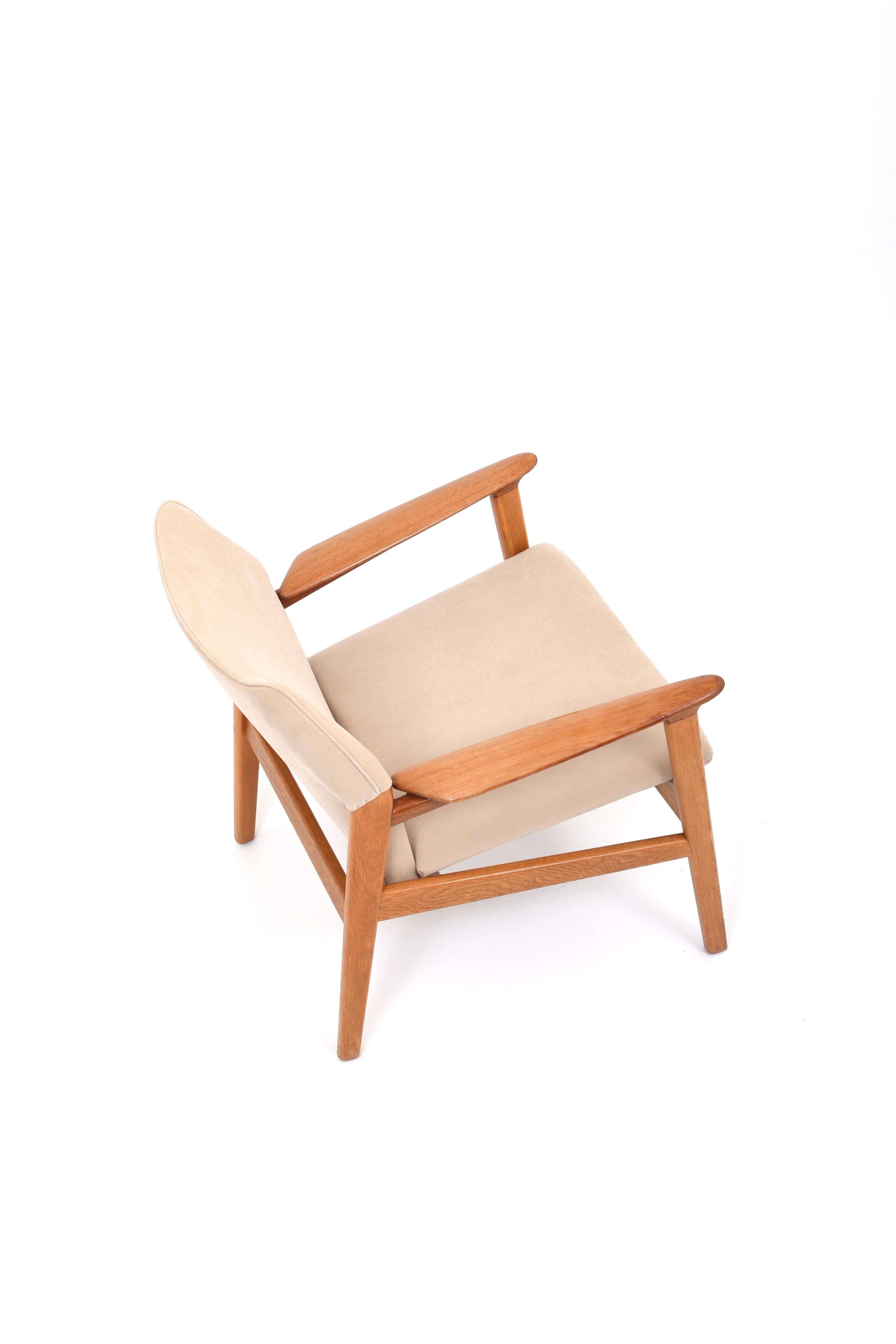 Mid-20th Century Hans Olsen ''9015'' Suede Easy Chair for Gärsnäs For Sale