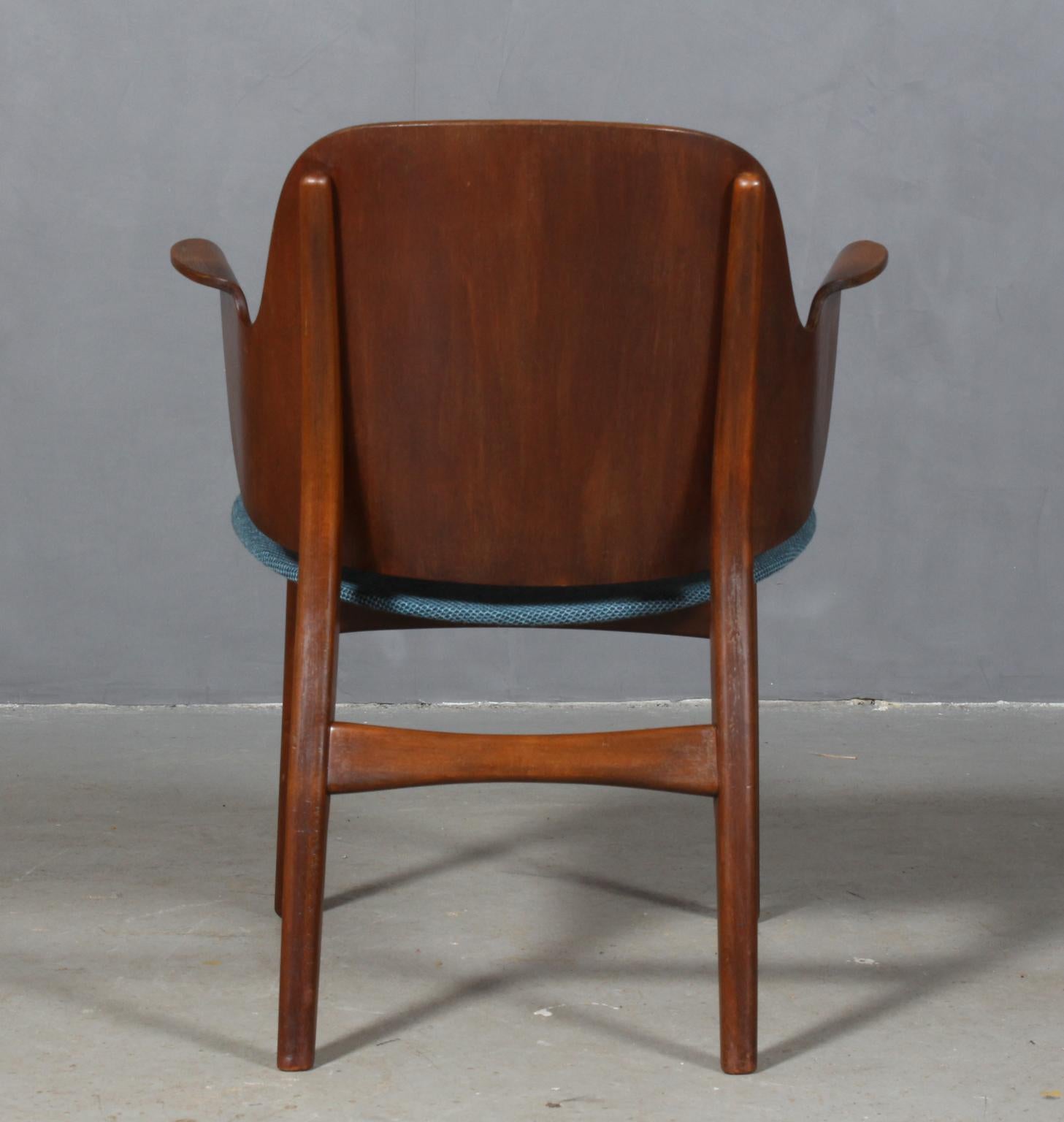 Hans Olsen Armchair, Model 107 In Good Condition In Esbjerg, DK