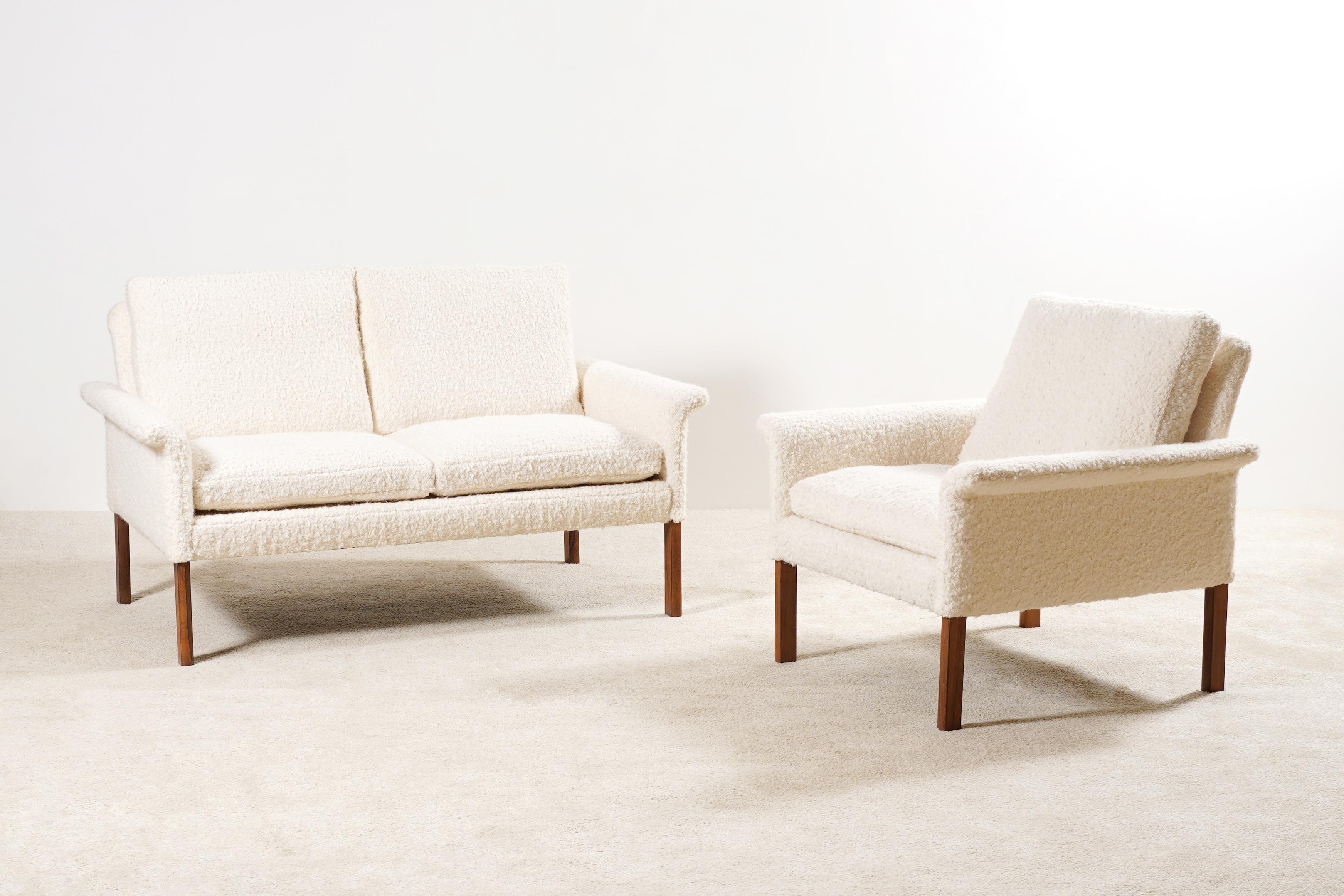 Hans Olsen Armchair model 500 for CS Møbler, 1960. New upholstery. For Sale 4