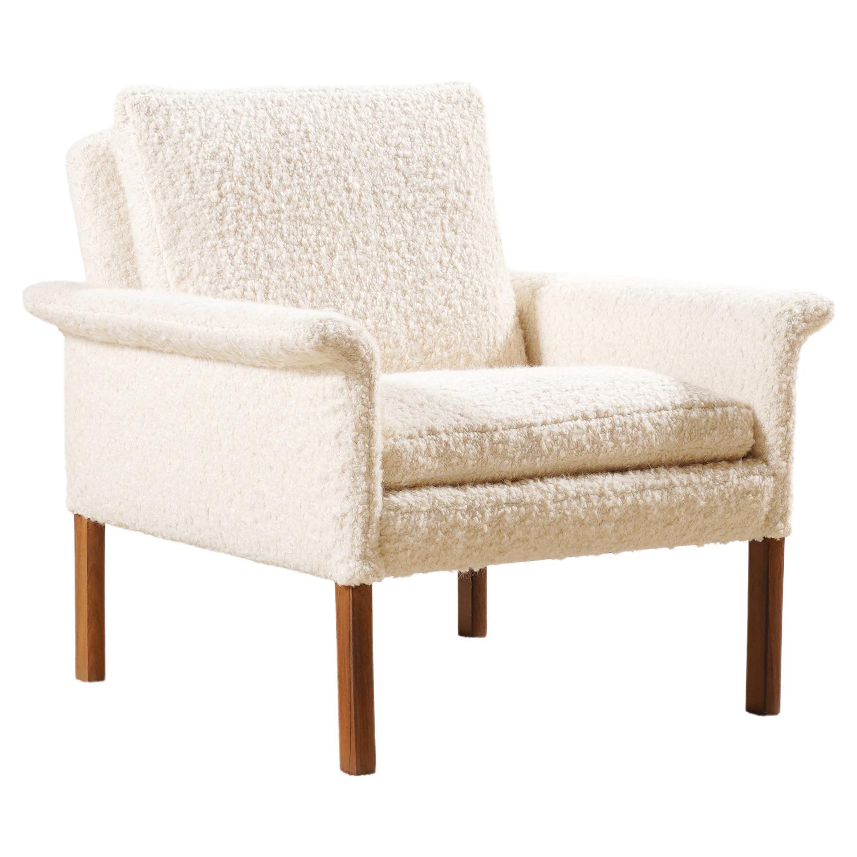 Hans Olsen Armchair model 500 for CS Møbler, 1960. New upholstery.