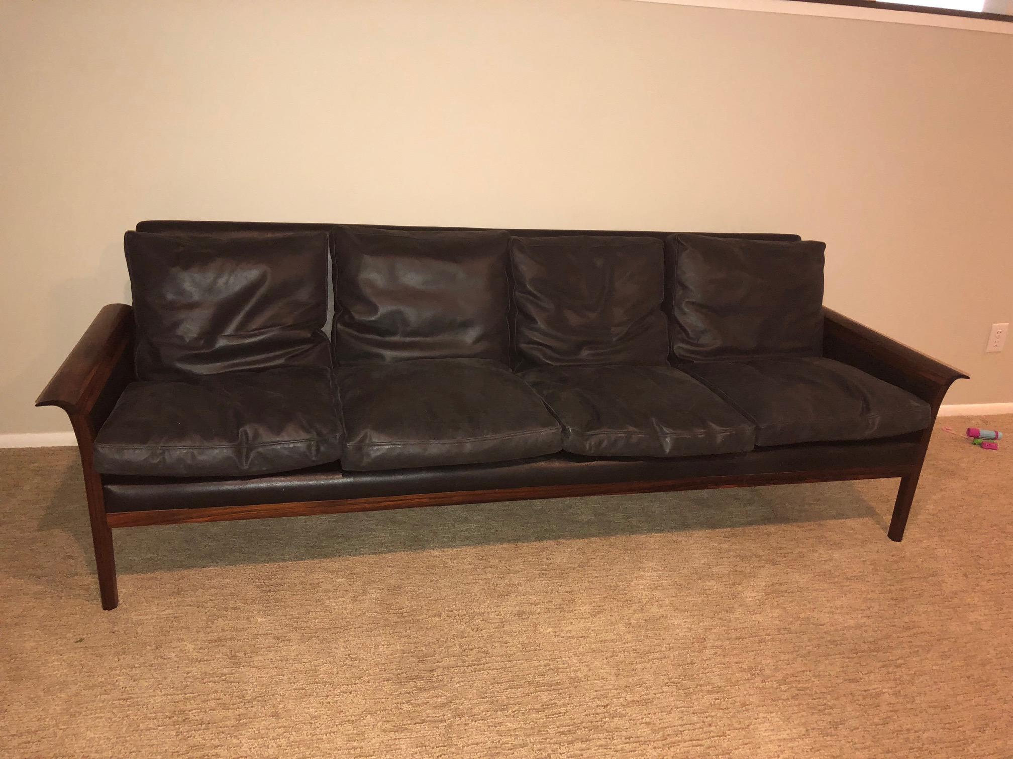 Mid-20th Century Hans Olsen Danish Leather and Rosewood Sofa for Vatne Mobler
