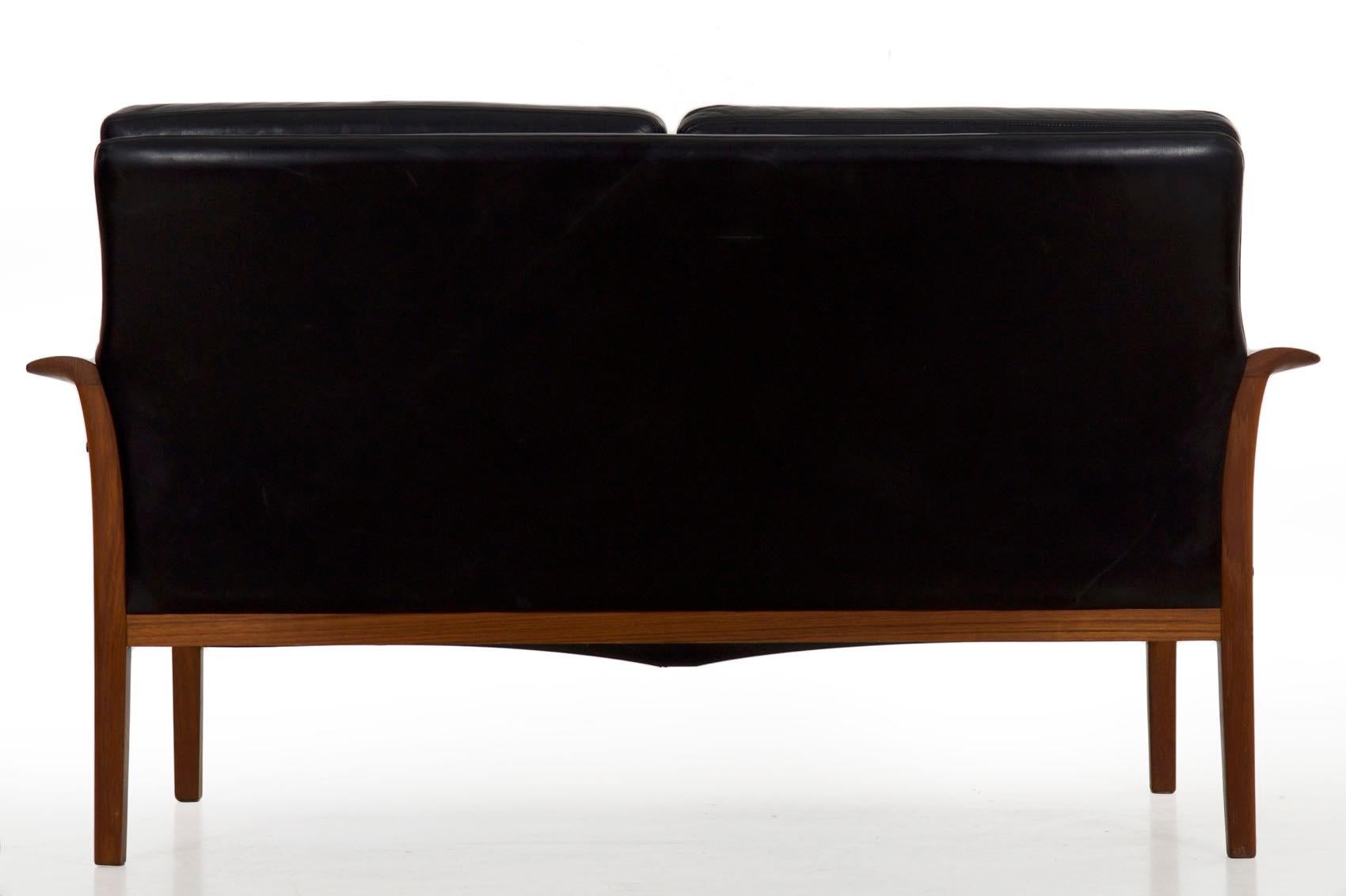 Hans Olsen Danish Mid-Century Modern Leather Loveseat Sofa 6