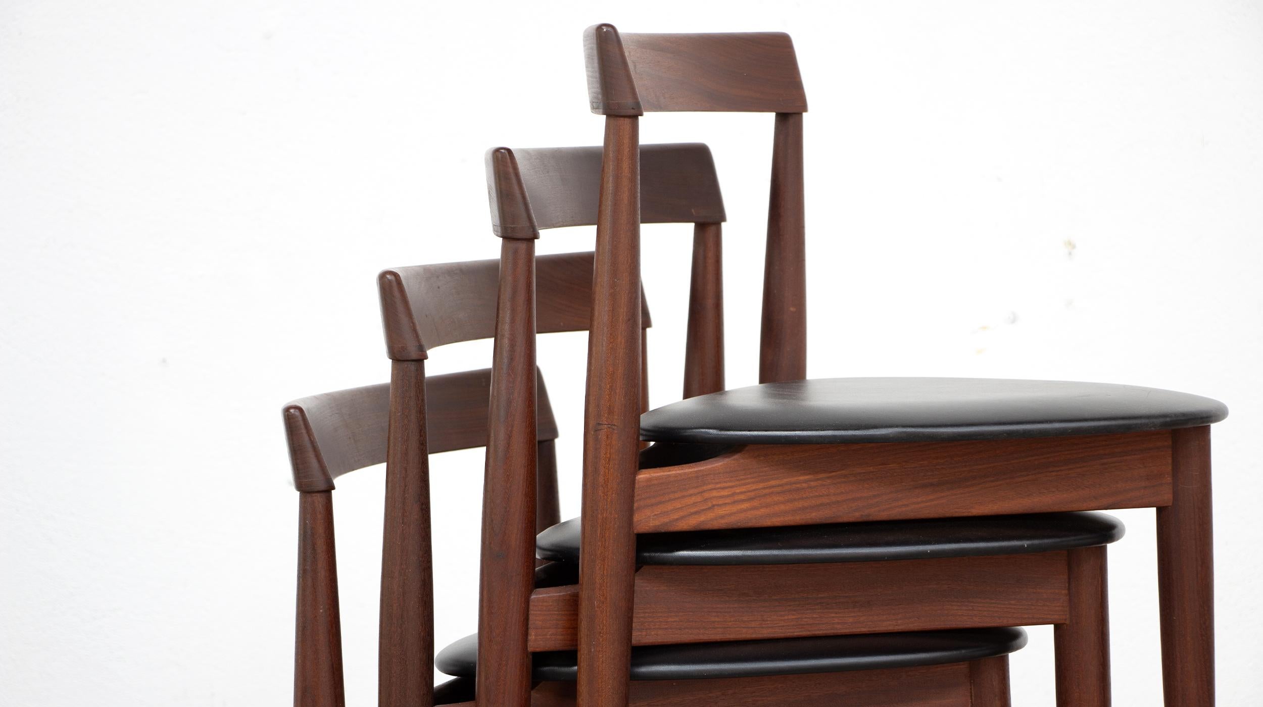 Scandinavian Modern Hans Olsen danish modern dining set for Frem Rojle