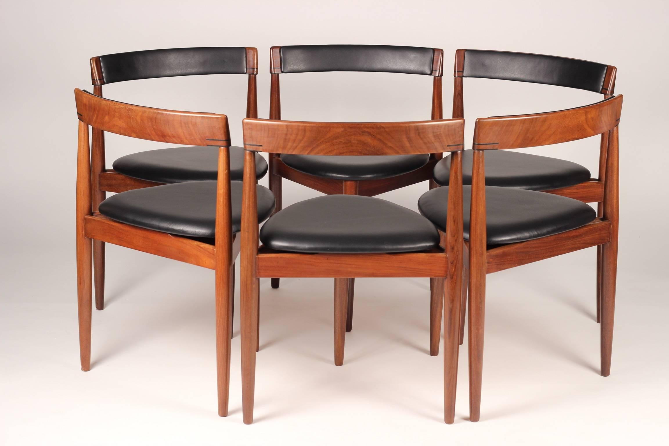 Scandinavian Modern Dining Table and Six Chairs Model Roundette by Frem Røjle  1