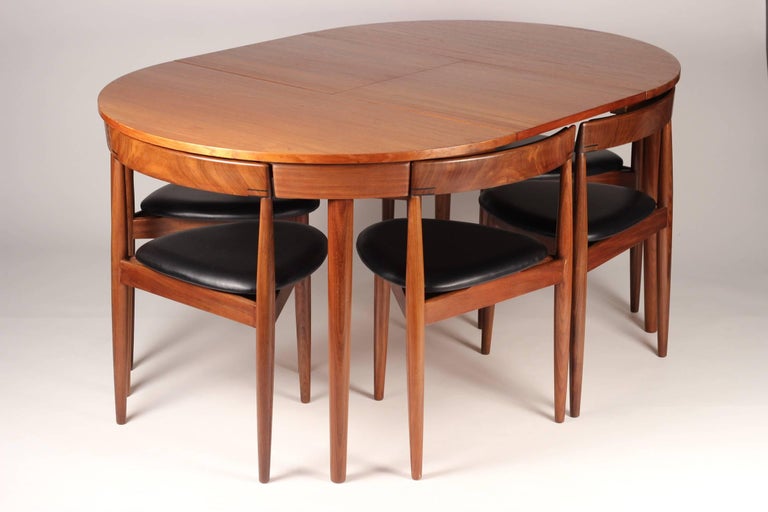 Mid Century Modern Dining Table and Six Chairs Model Roundette by Frem Røjle For Sale at 1stdibs