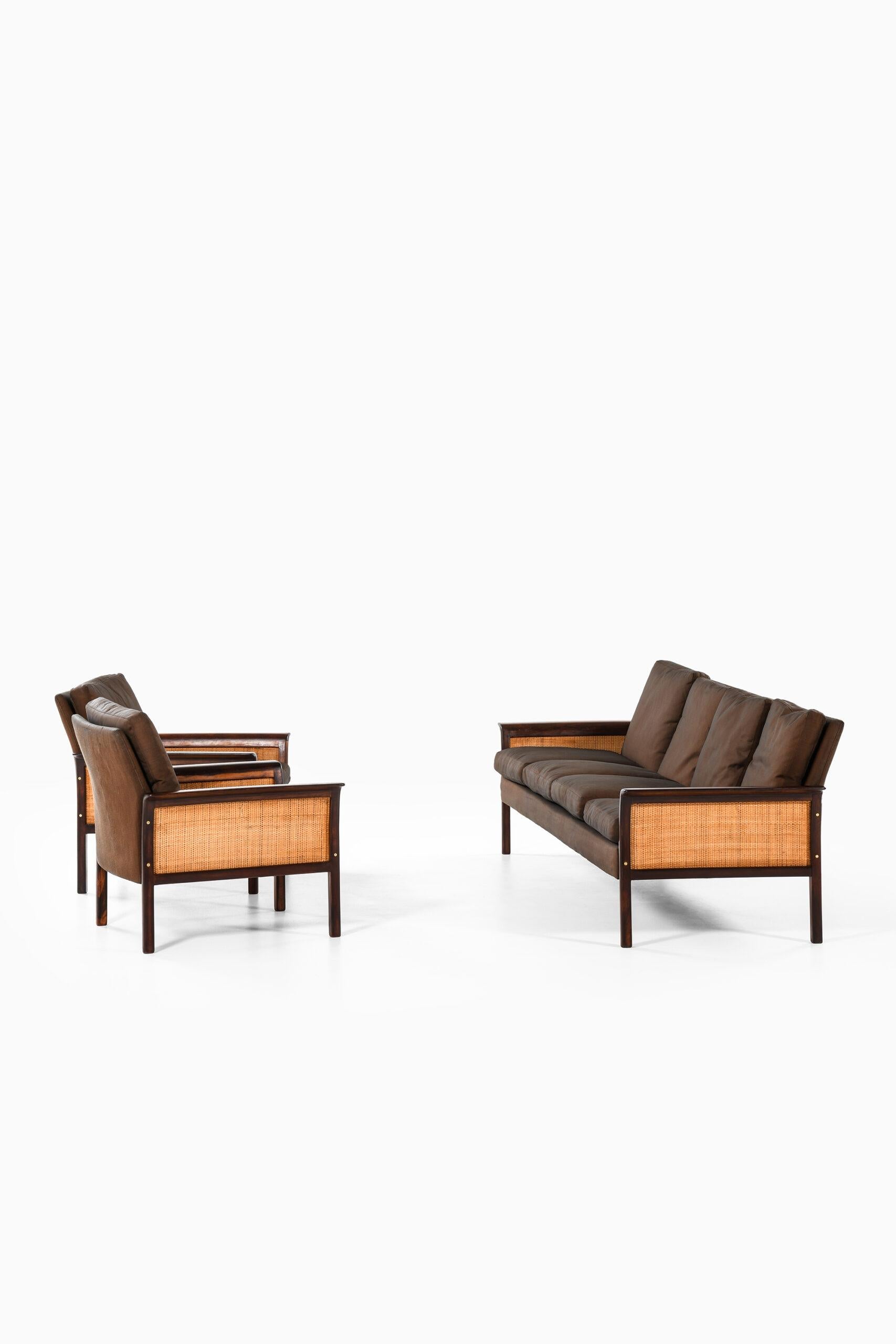 Très rares fauteuils easy chair modèle 500 conçus par Hans Olsen. Produit par C/S Møbler au Danemark.