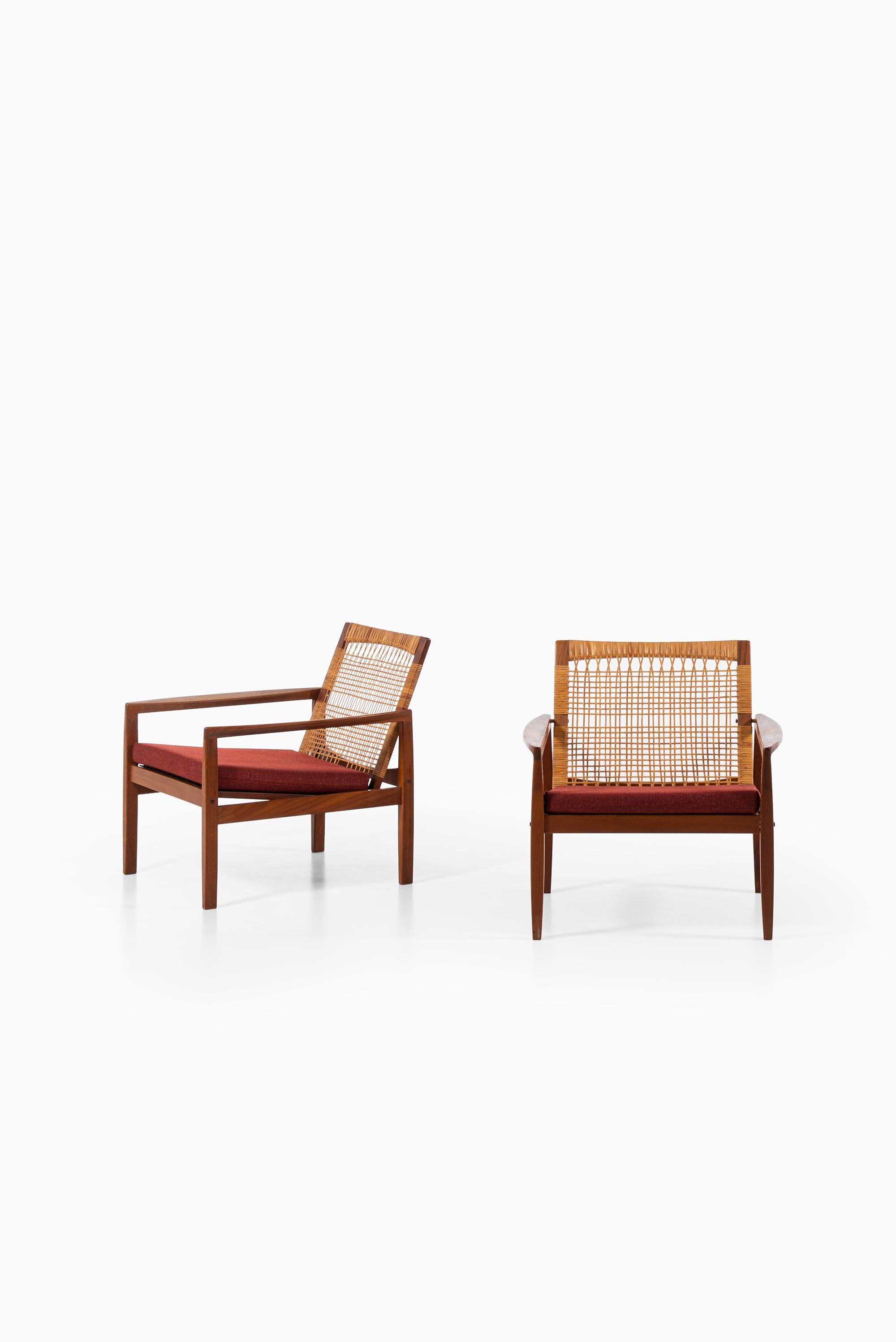 Rare pair of easy chairs model 519 designed by Hans Olsen. Produced by Juul Kristensen in Denmark.