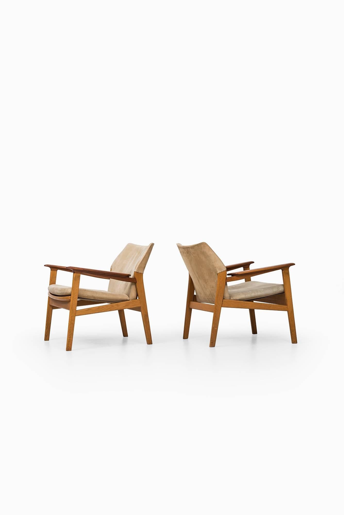 Hans Olsen Easy Chairs Model 9015 by Gärsnäs in Sweden In Excellent Condition In Limhamn, Skåne län