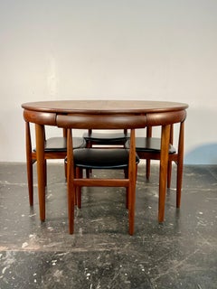Hans Olsen Expandable Roundette with 4 Chairs