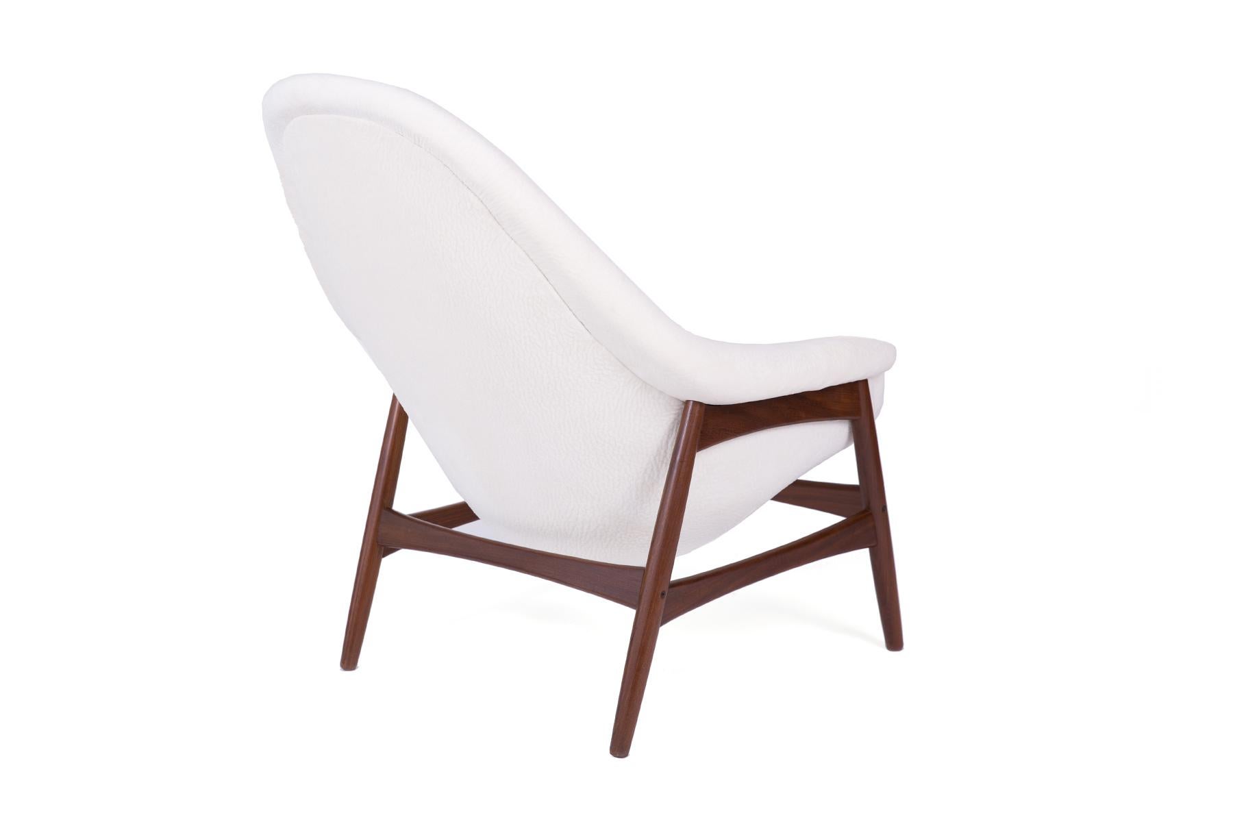 Danish Hans Olsen for Bramin Sculptural Walnut Lounge Chairs with Off-White Upholstery