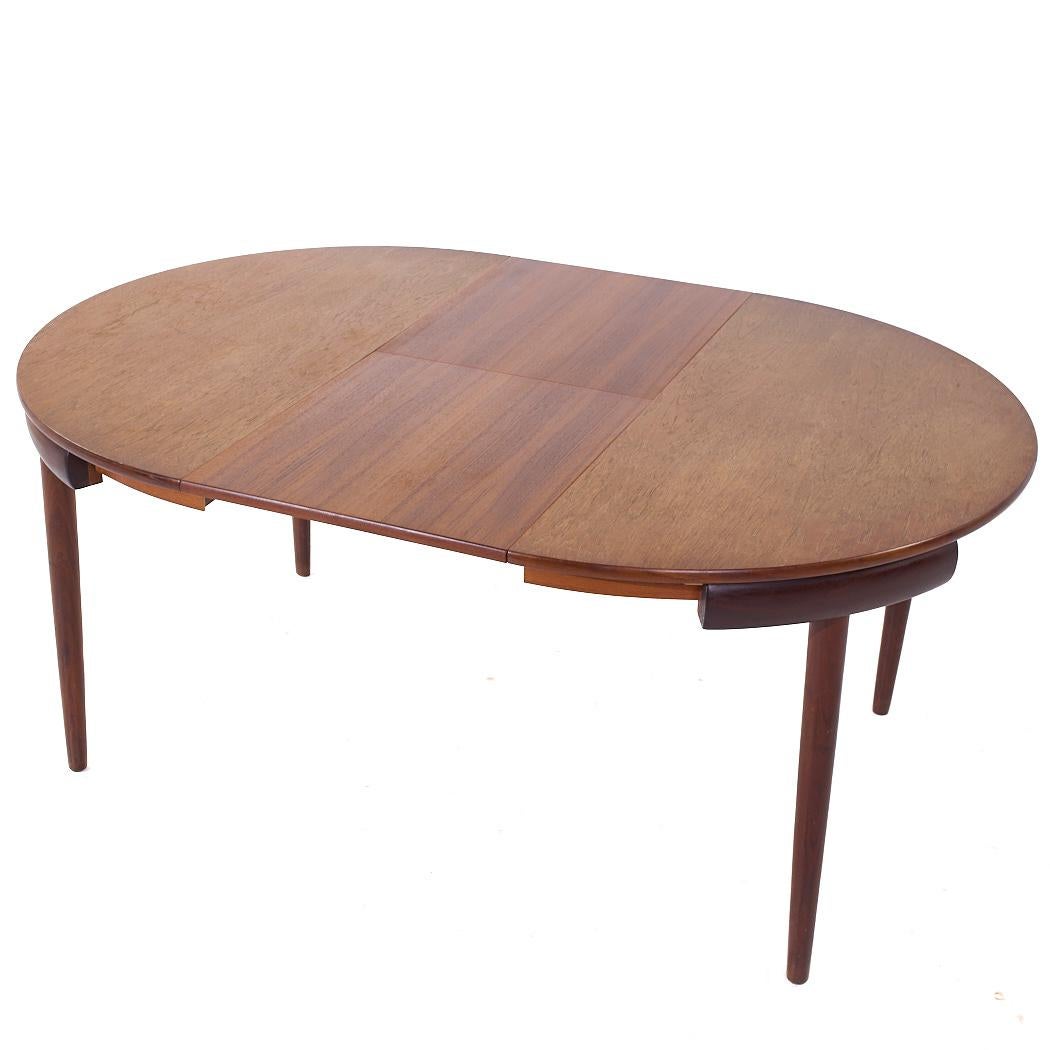 Hans Olsen for Frem Rojle MCM Expanding Teak Dining Table 4 Nesting Chairs 1