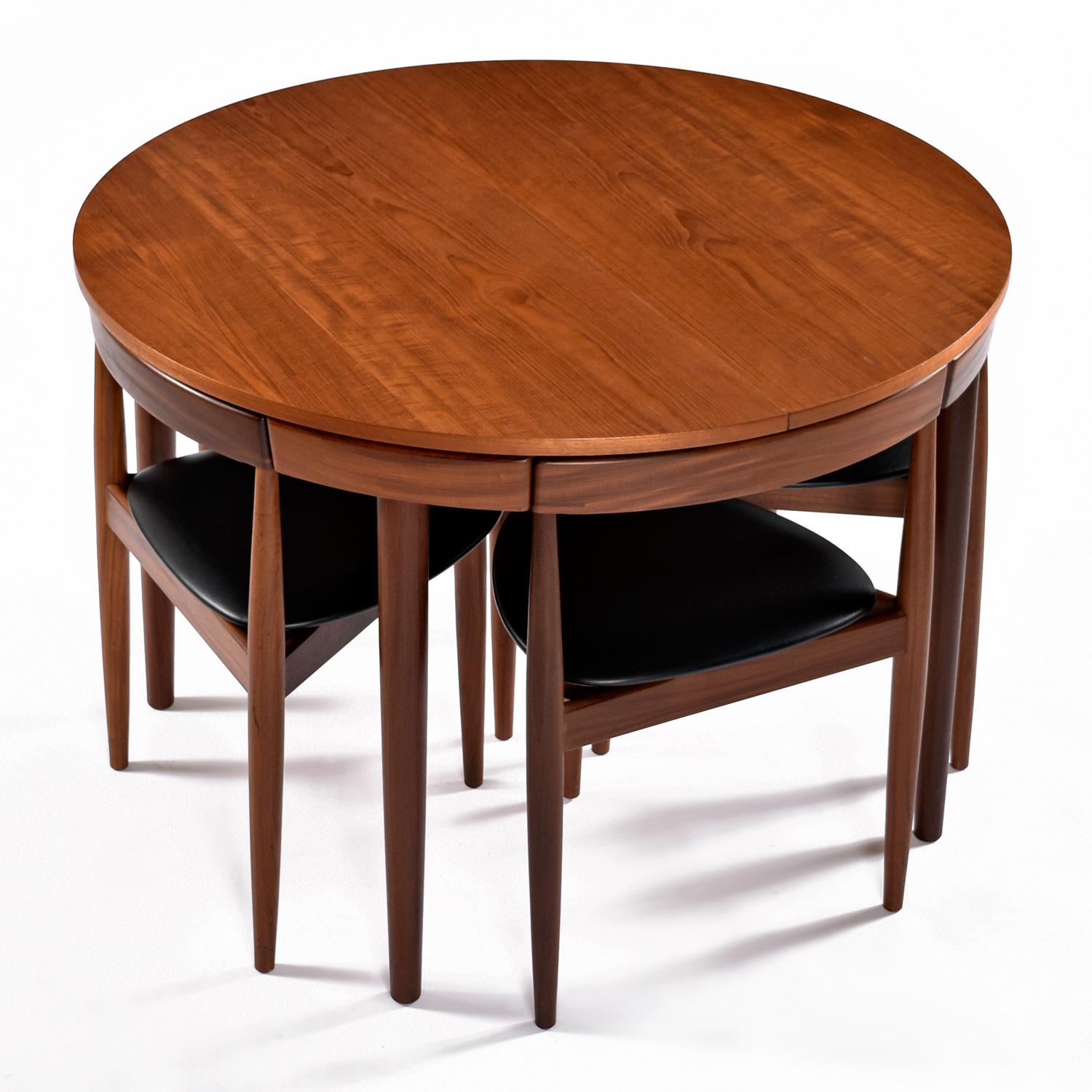 Mid-Century Modern Hans Olsen for Frem Rojle Roundette Butterfly Leaf Dining Table and '6' Chairs