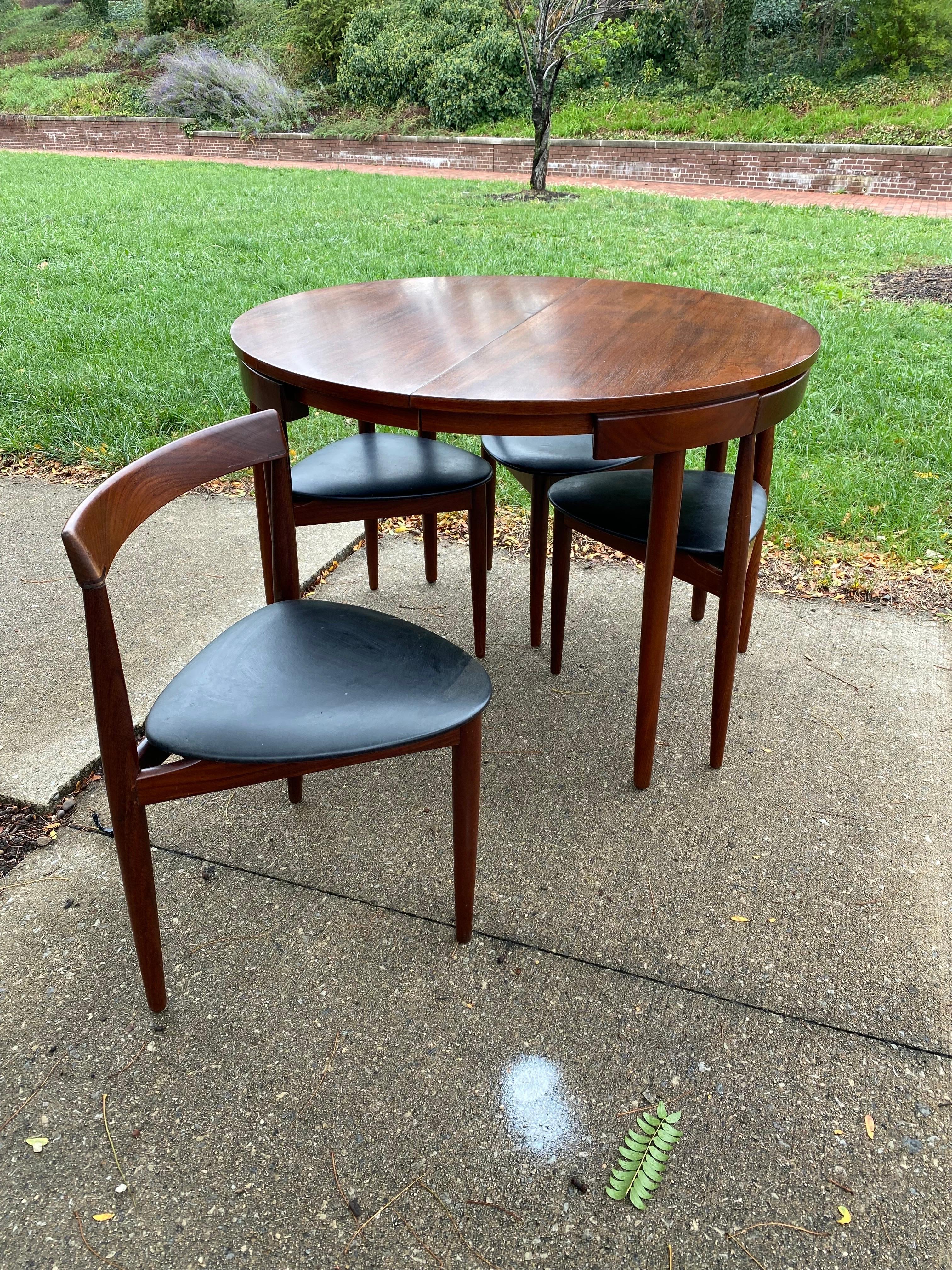 round table with chairs that fit underneath