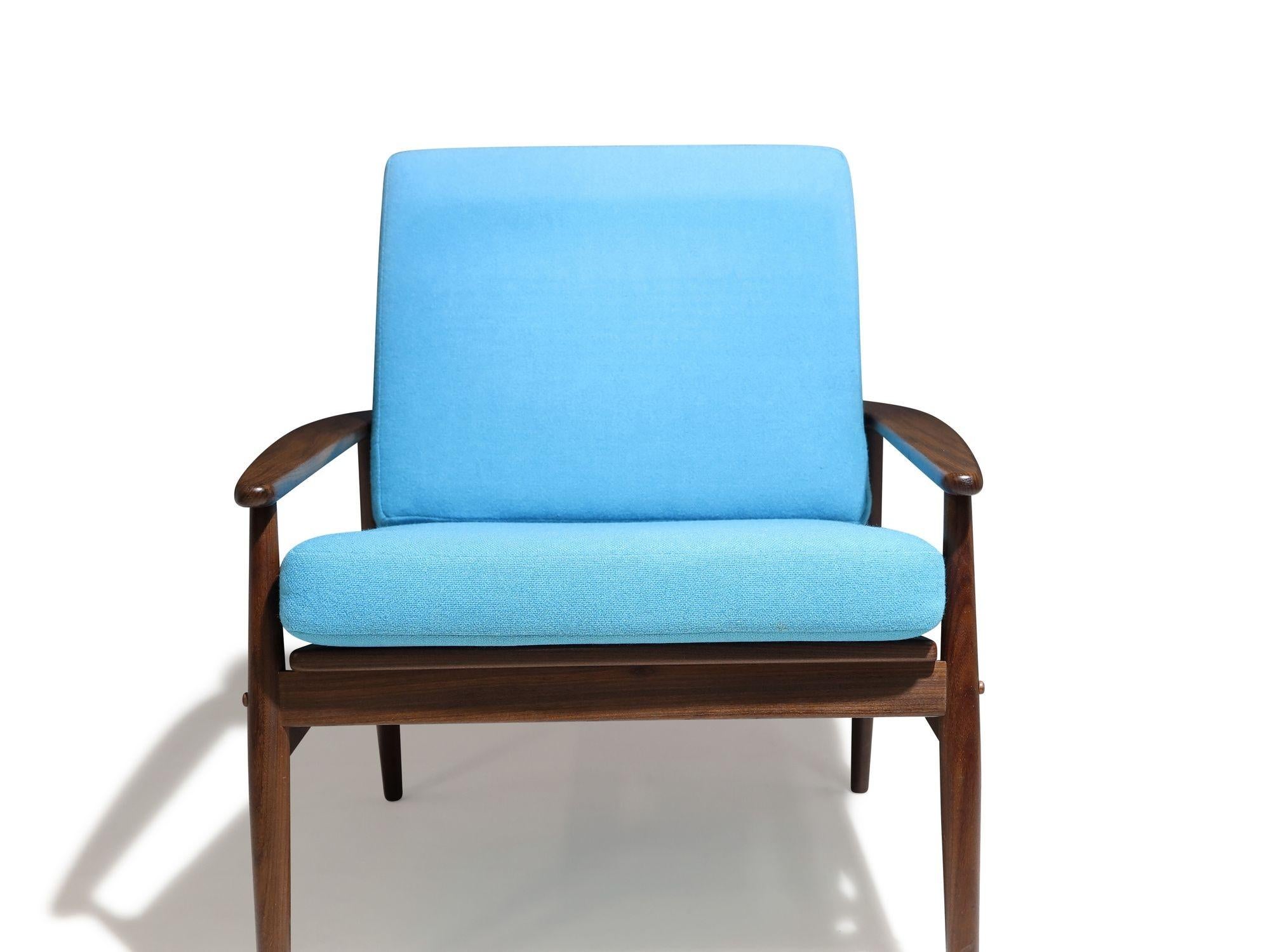 Hans Olsen para Juul Kristensen Silla de salón danesa de mediados de siglo con respaldo de caña Danés en venta