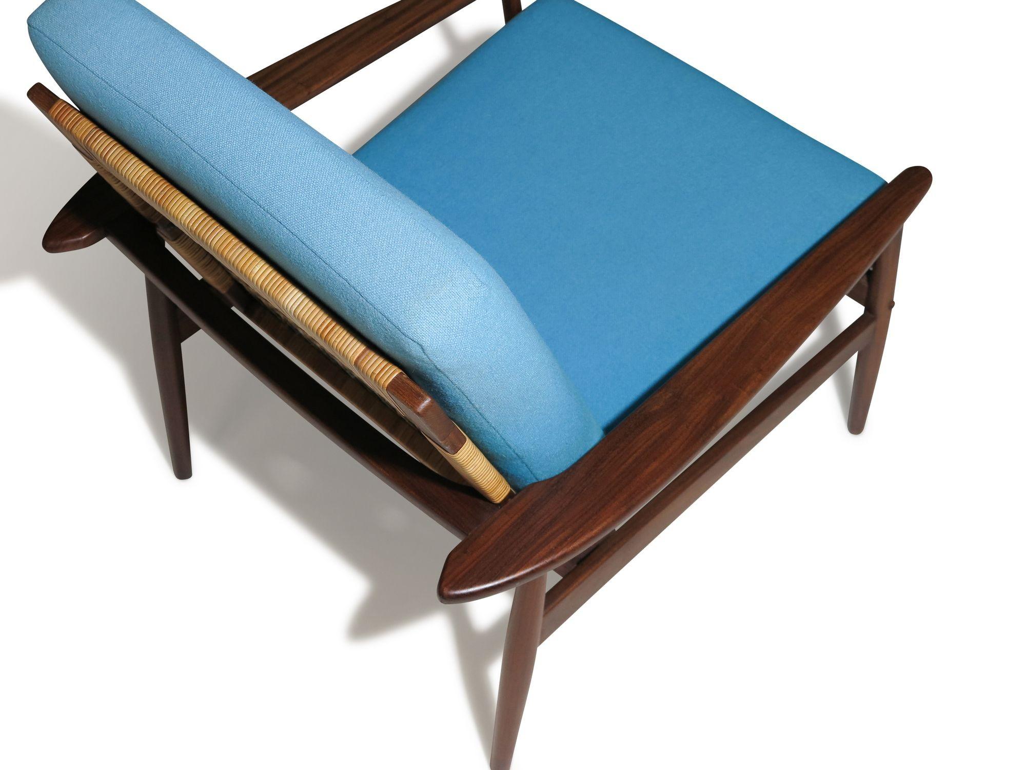 Hans Olsen para Juul Kristensen Silla de salón danesa de mediados de siglo con respaldo de caña siglo XX en venta