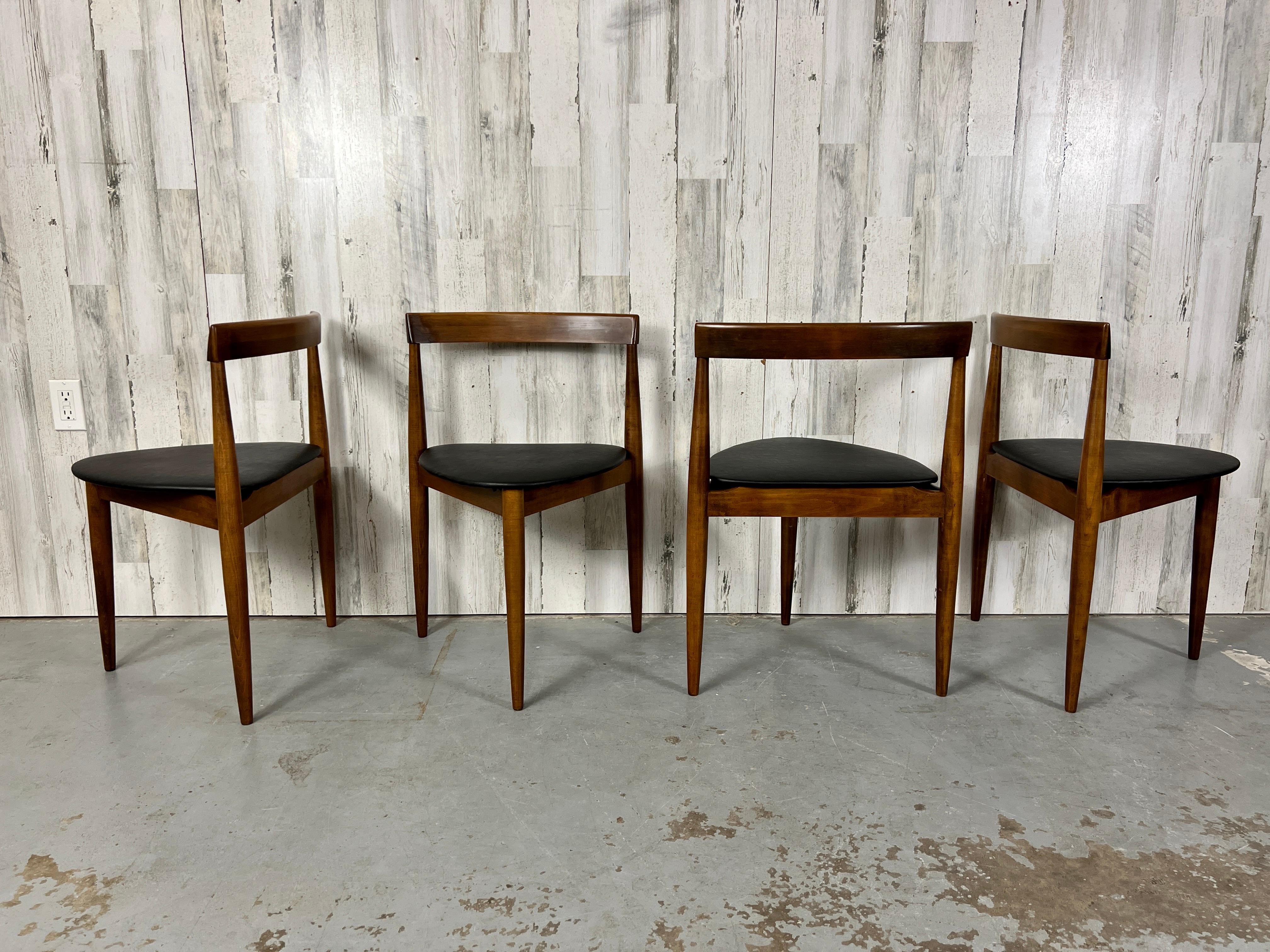 Hans Olsen For Winchendon Roundette Dining Set 7