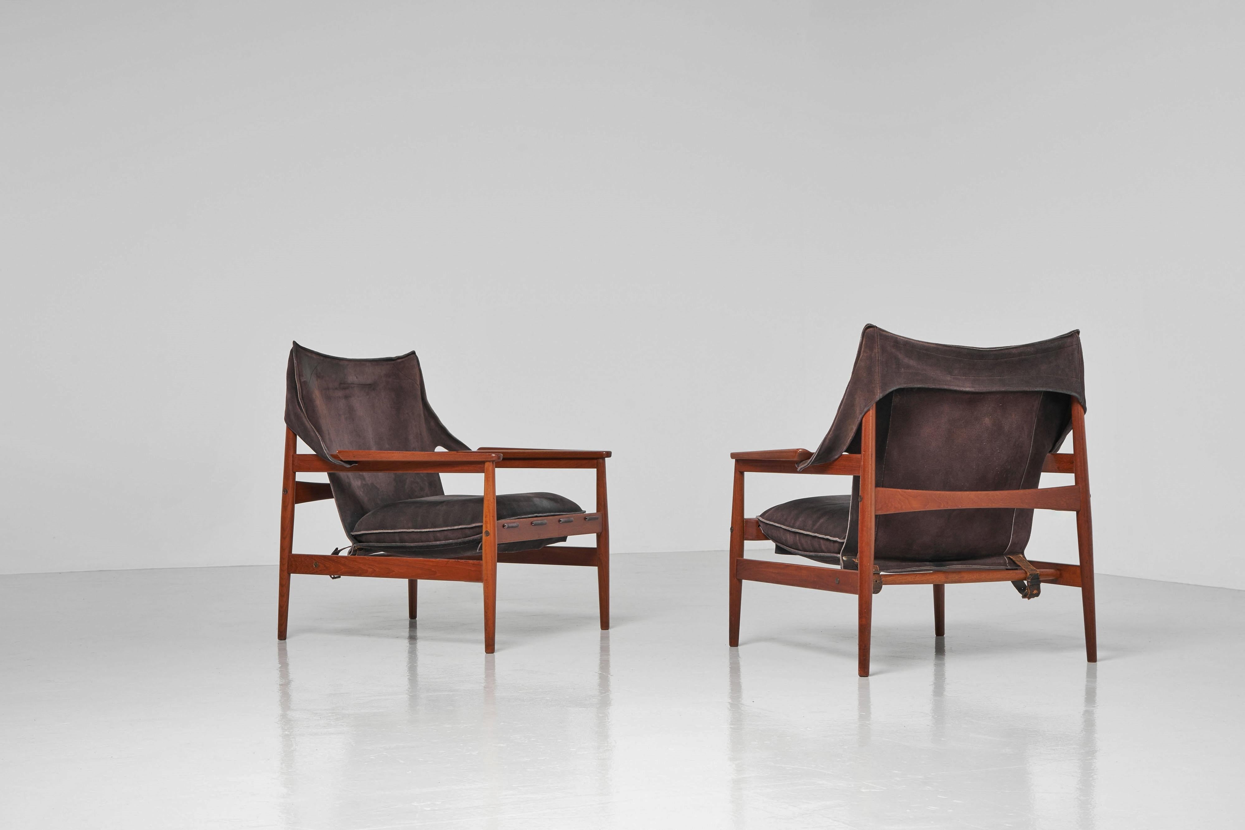 Scandinavian Modern Hans Olsen Kinna lounge chairs Viska Sweden 1960 For Sale