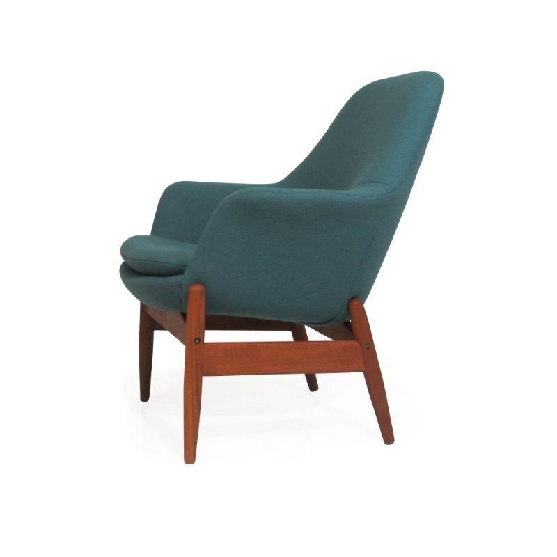Scandinavian Modern Hans Olsen Lounge Chair For Sale
