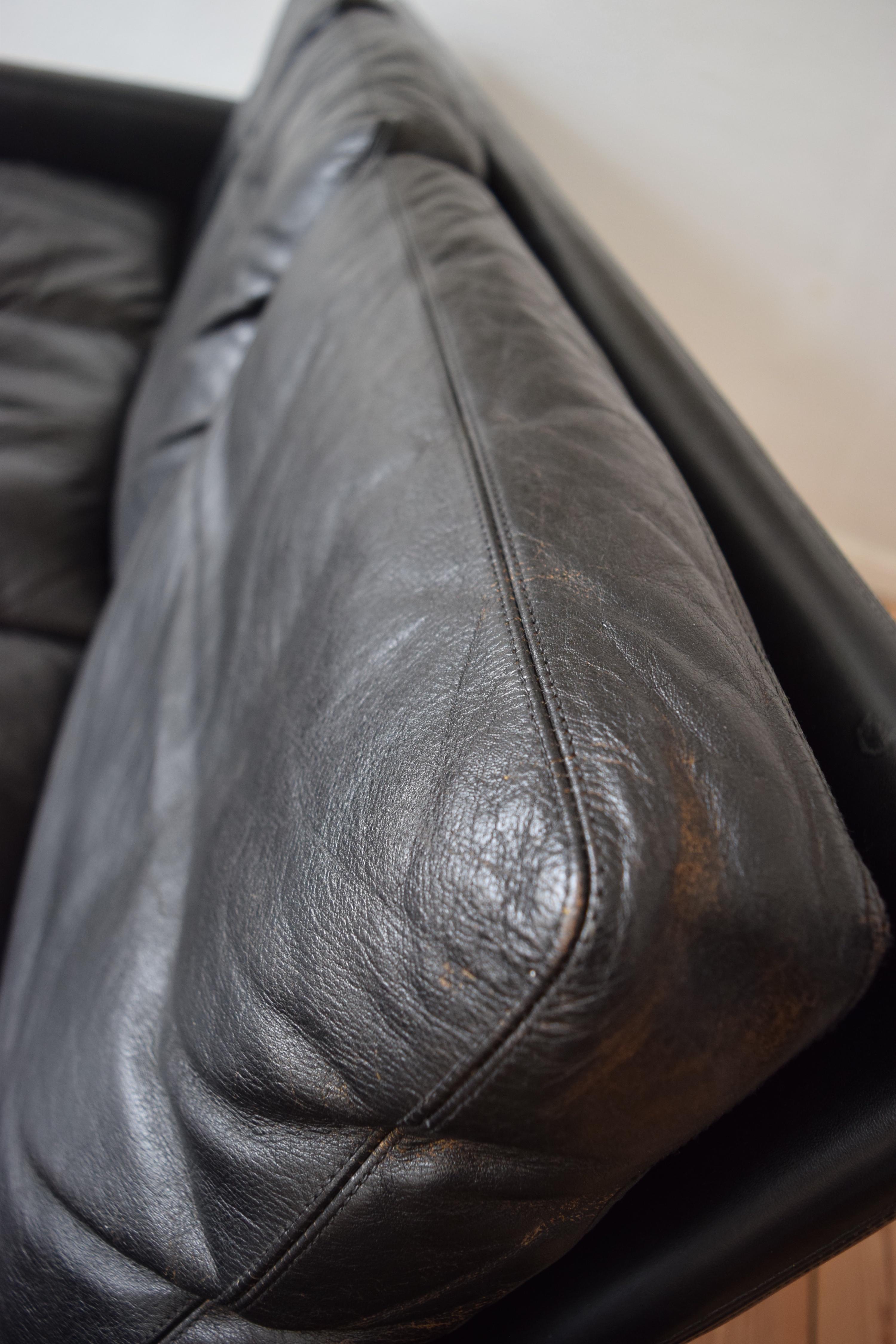 Hans Olsen Model 500 Black Leather Sofa 2