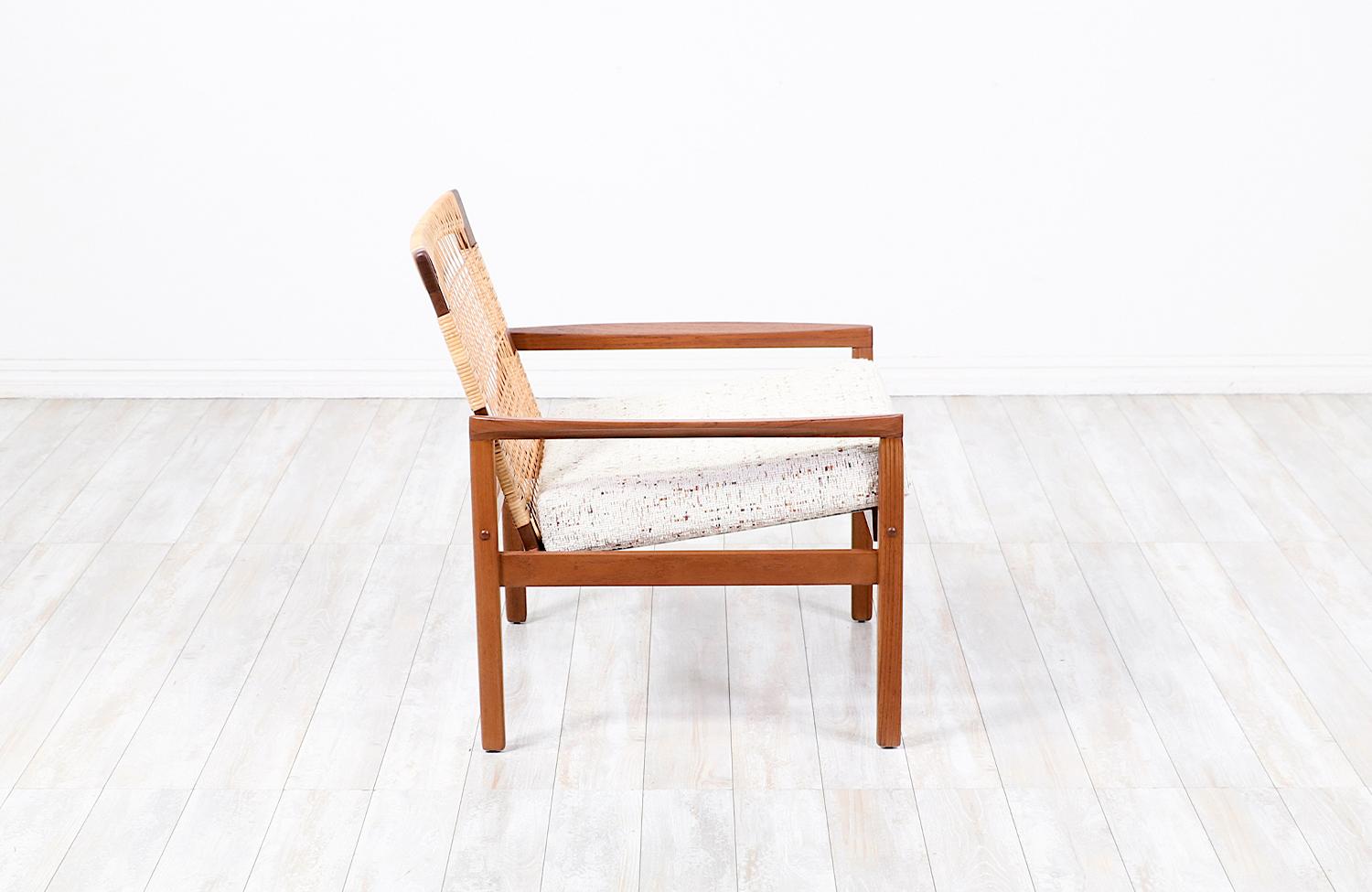 Scandinavian Modern Expertly Restored - Hans Olsen Model-519 Teak Lounge Chair for Juul Kristensen