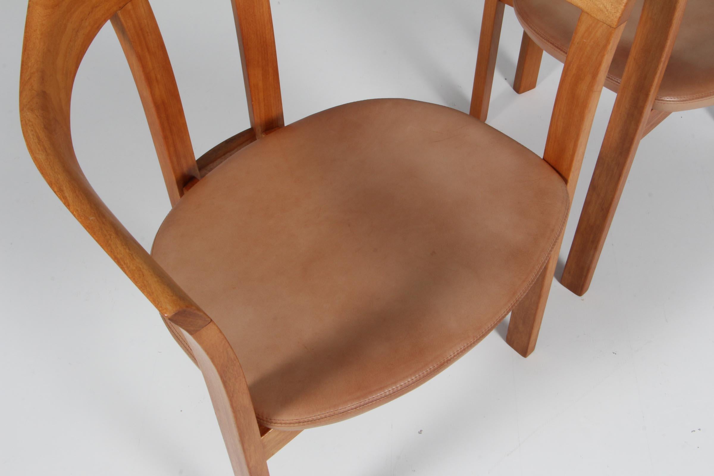 Hans Olsen Pair of Armchairs In Good Condition For Sale In Esbjerg, DK