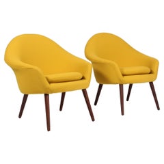 Hans Olsen, Pair of Lounge Chairs, Yellow Hallingdal from Kvadrat. Model 187