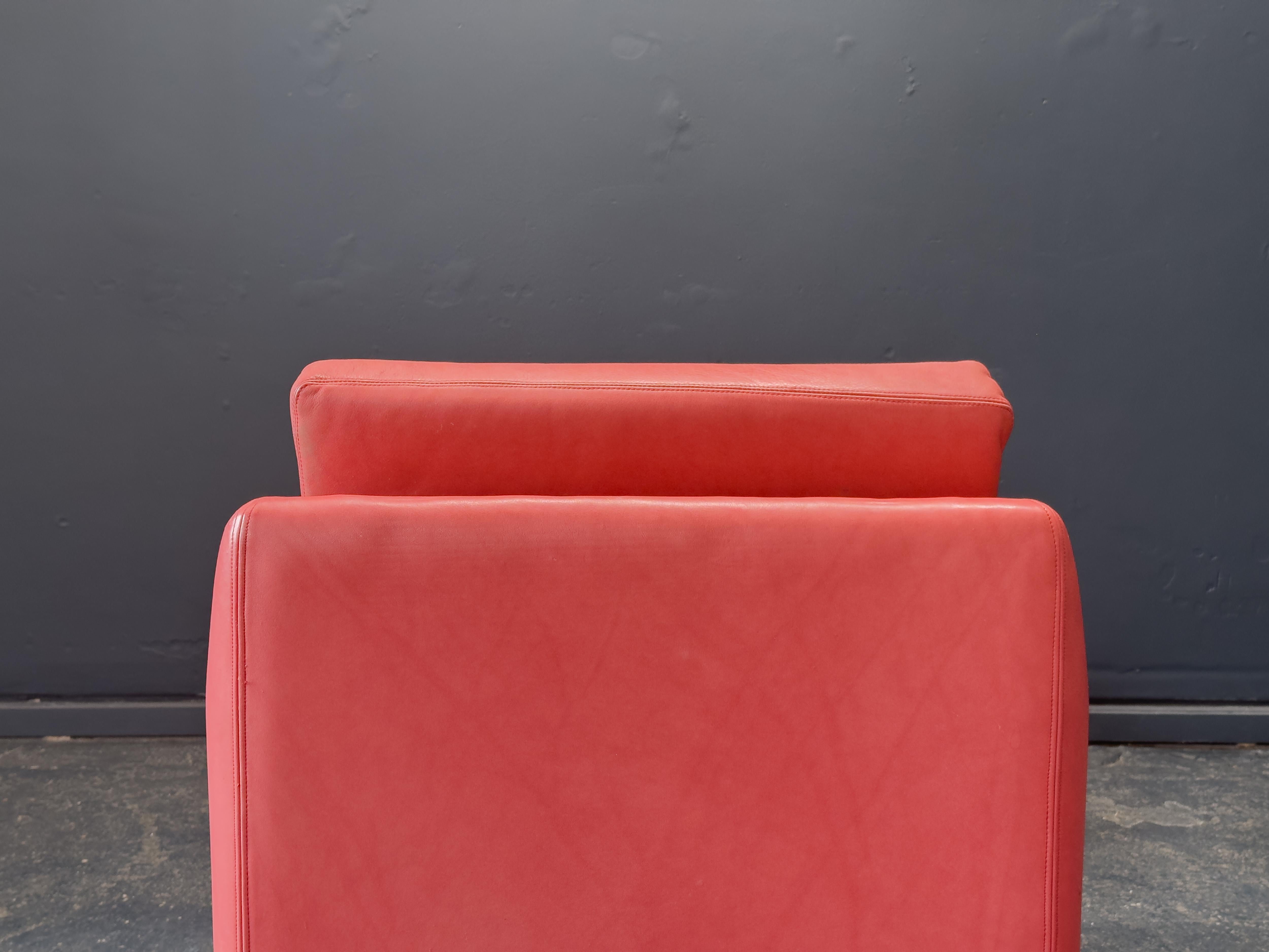 20ième siècle Hans Olsen Fauteuil en cuir rouge en vente
