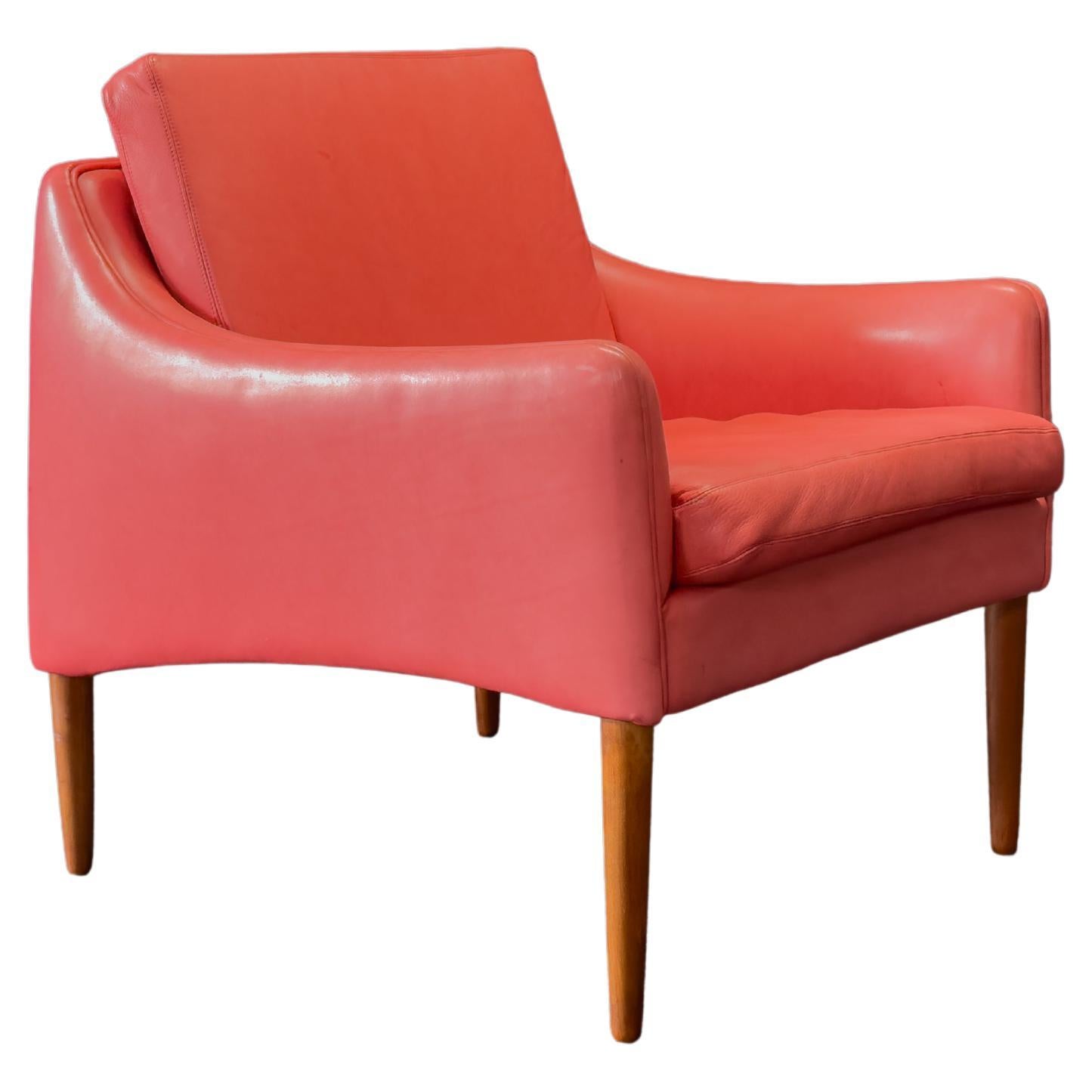 Hans Olsen Fauteuil en cuir rouge en vente