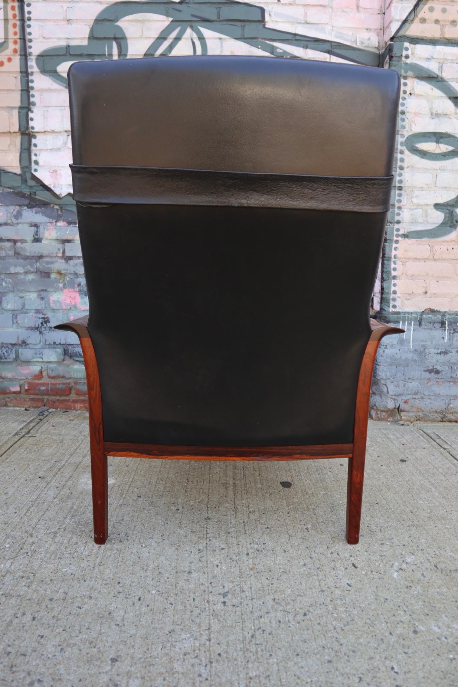 Hans Olsen Rosewood and Leather Lounge Chair and Ottoman 4