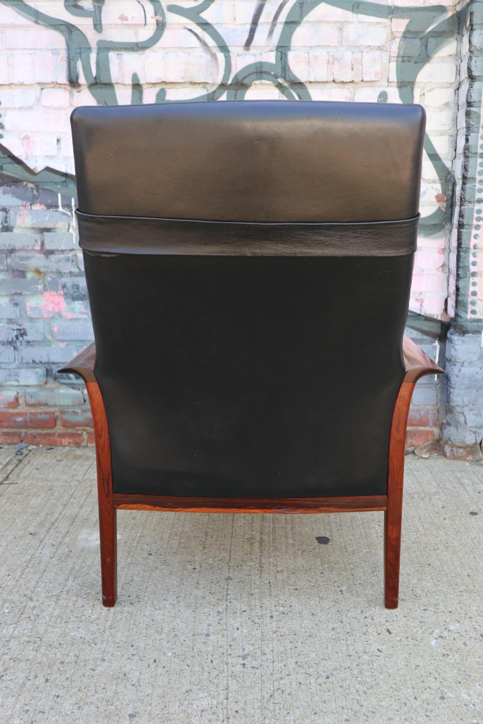 Hans Olsen Rosewood and Leather Lounge Chair and Ottoman 5