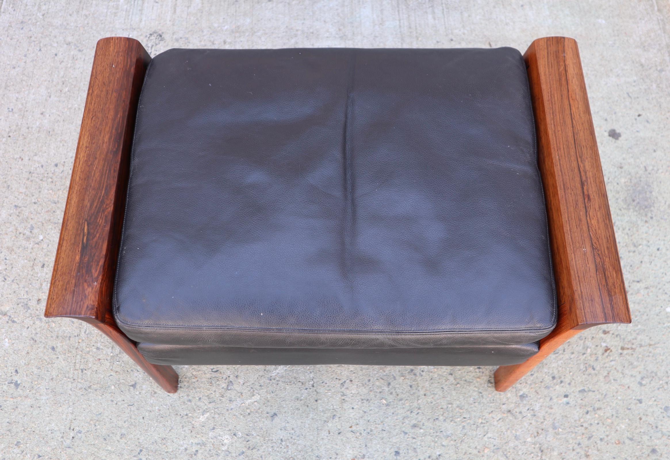 Hans Olsen Rosewood and Leather Lounge Chair and Ottoman 9