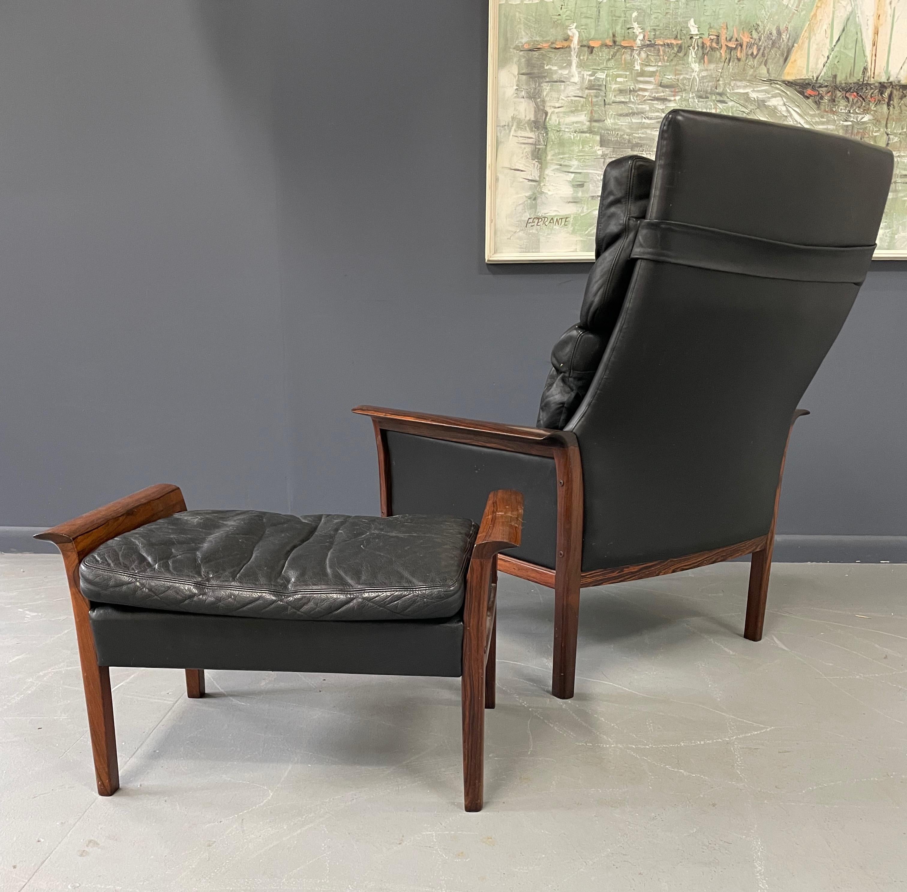 Mid-Century Modern Hans Olsen Rosewood Danish Lounge Chair & Ottoman in Black Leather Mid Century
