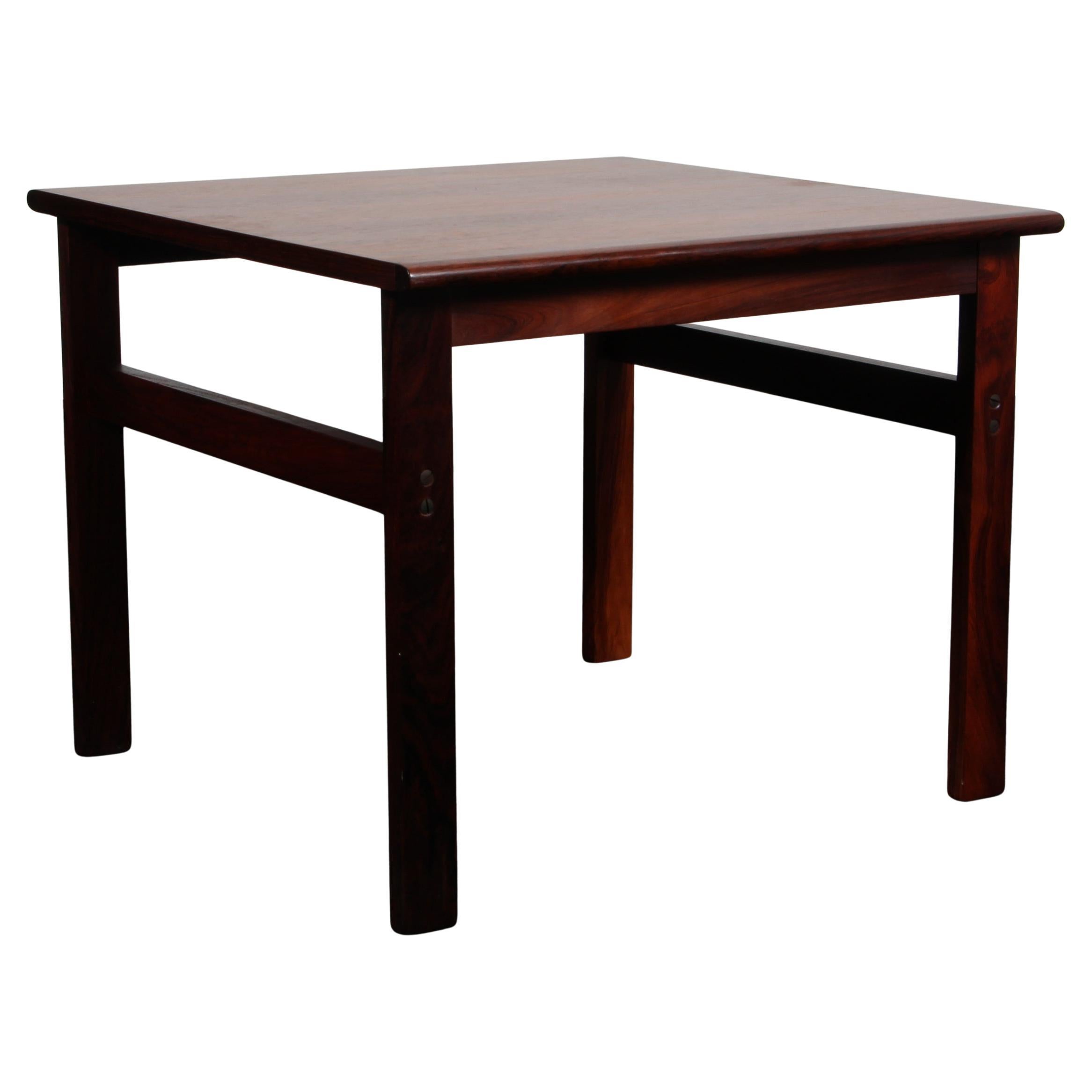 Table d'appoint Hans Olsen en bois de rose en vente