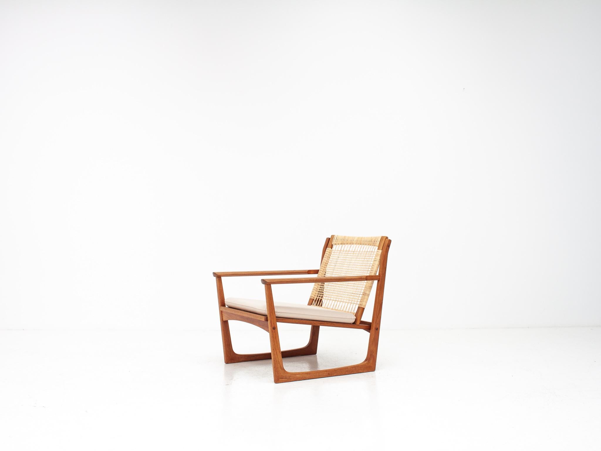 20th Century Hans Olsen Sledge Based Easy Chair for Juul Kristensen, Denmark, 1950s